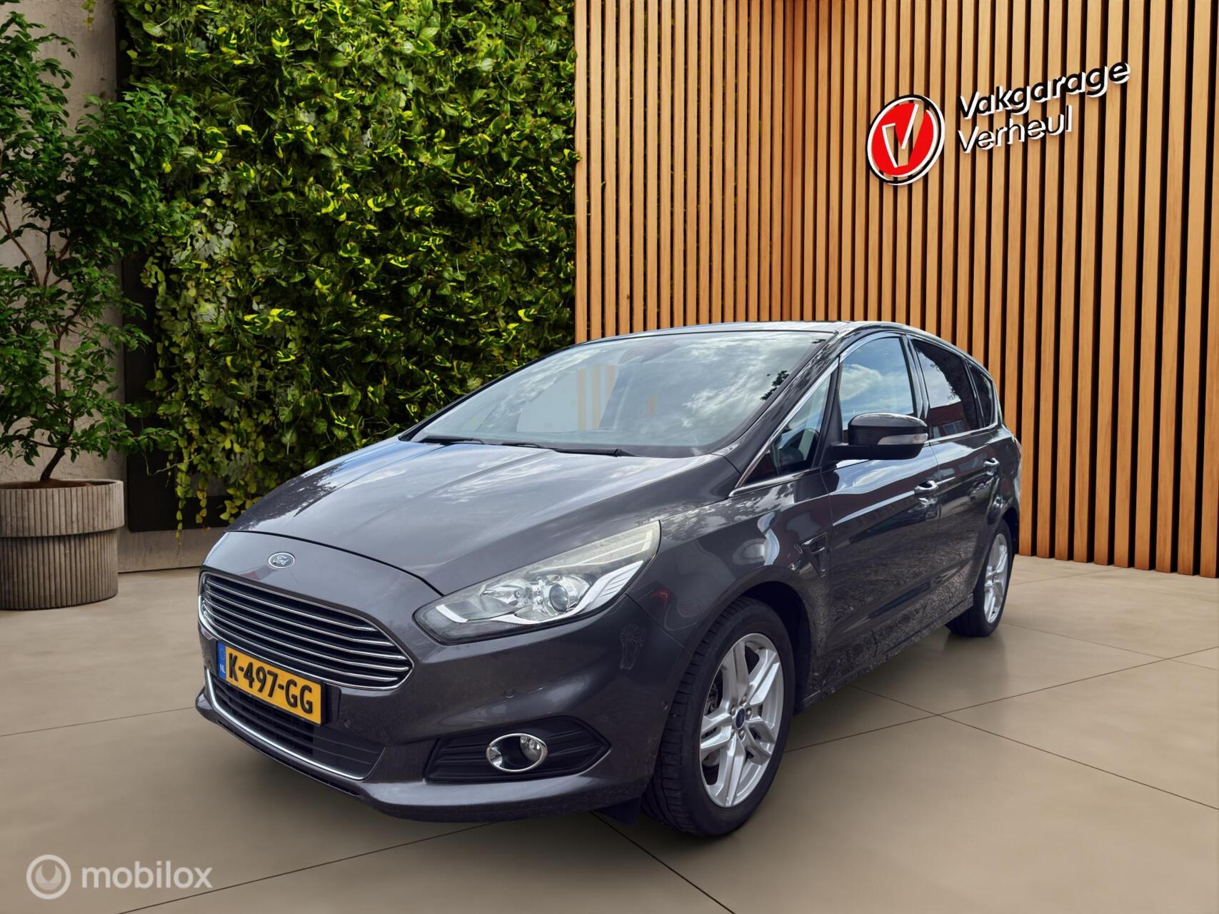 Foto van Ford S-max