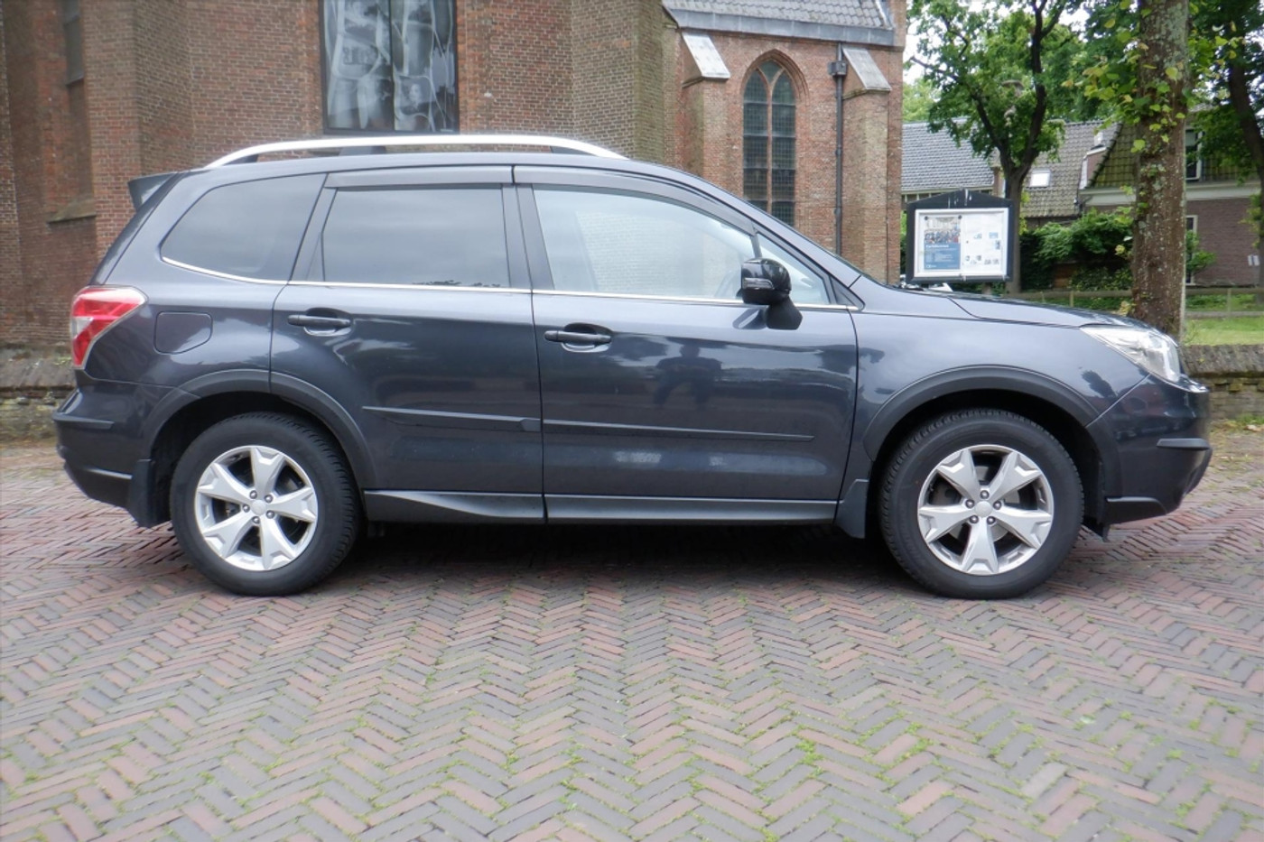 Subaru Forester 2.5 Premium-LEER-CAMERA-STOELVERW.TREKHAAK-BOVAG 2015 - voorkant