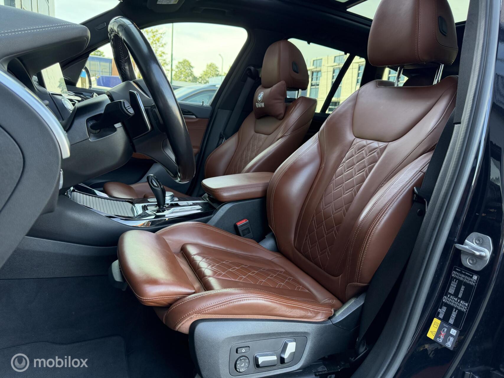 Foto van BMW X3 Xdrive30e