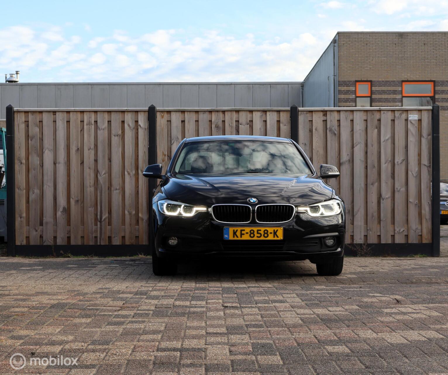Foto van BMW 318i