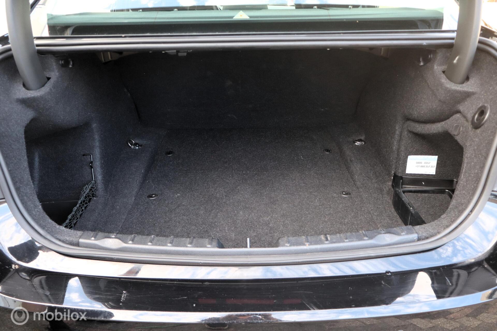 Foto van BMW 318i