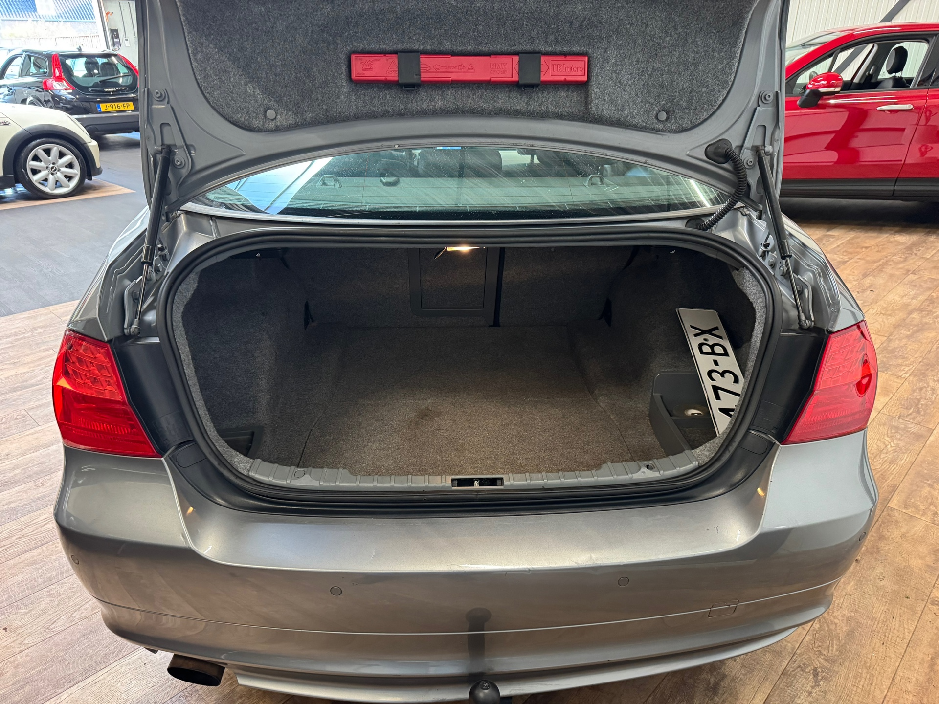 Foto van BMW 318i