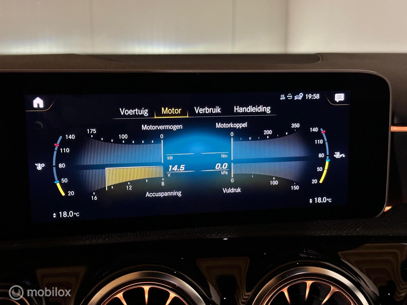 Foto van Mercedes-Benz A 200