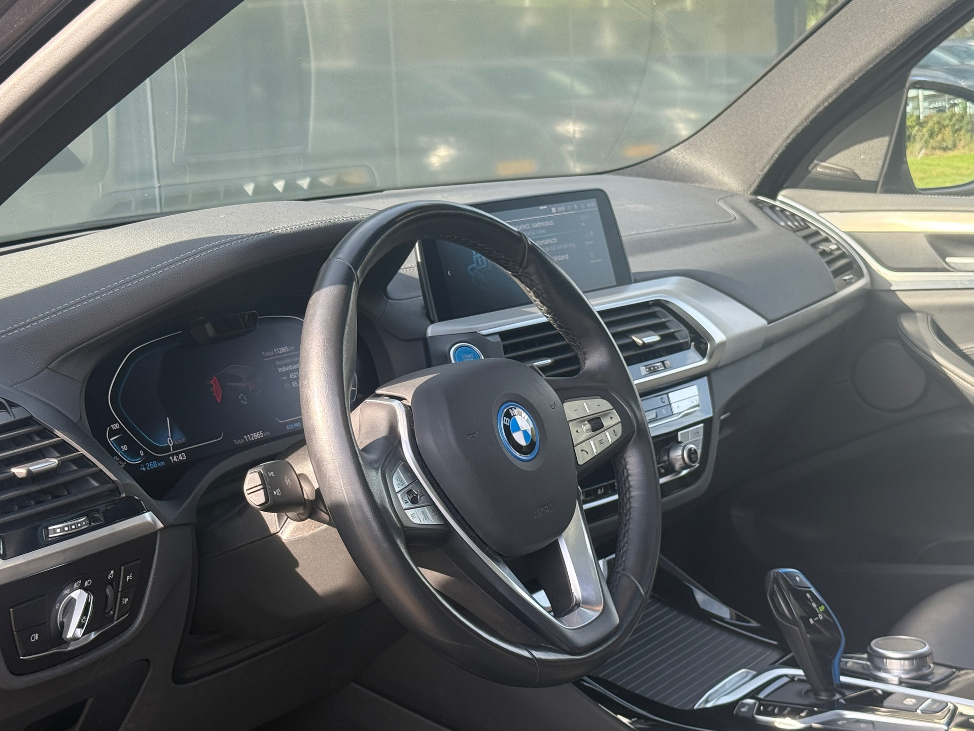 Foto van BMW Ix3