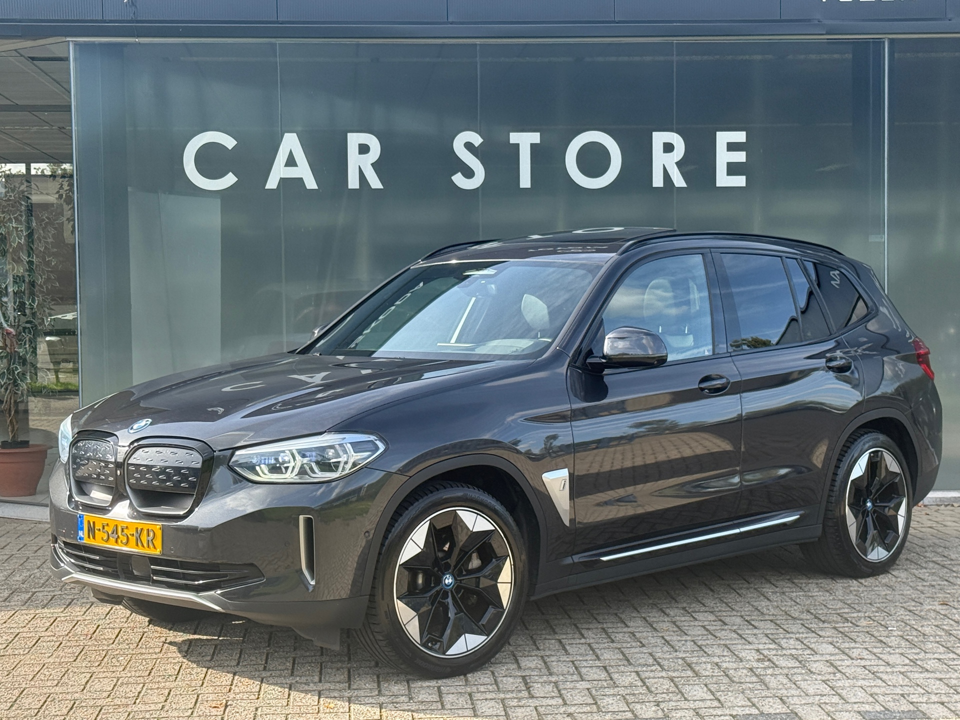 Foto van BMW Ix3