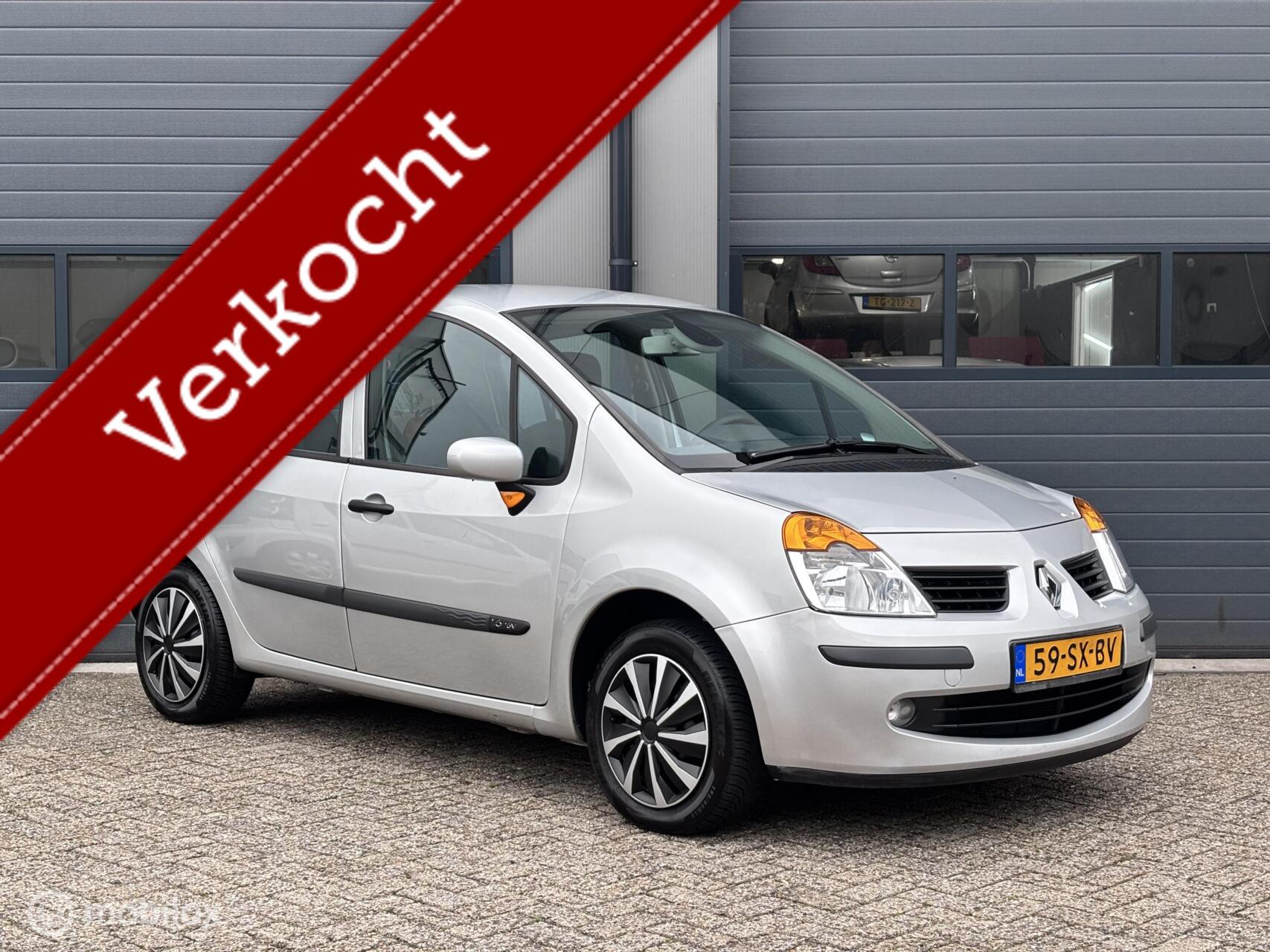 Renault Modus 1.6-16V Team Spirit 76 DKM NAP 2006 - voorkant