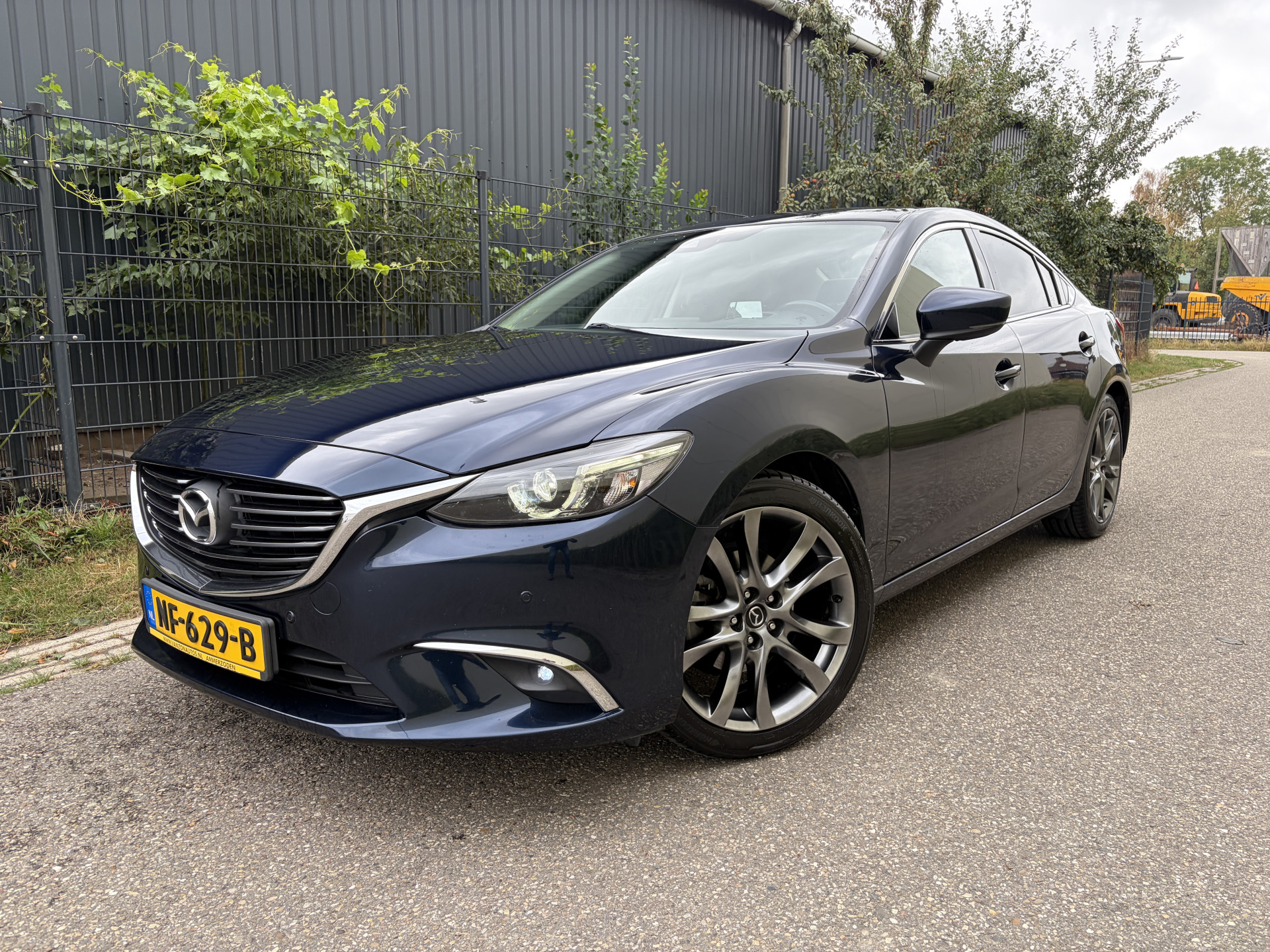 Mazda Mazda6 2.0 SkyActiv-G 165 GT-M / LEER / HEAD-UP / NAVI / TREKHAAK / CRUISE / 164dkm! NAP! 2017 - voorkant