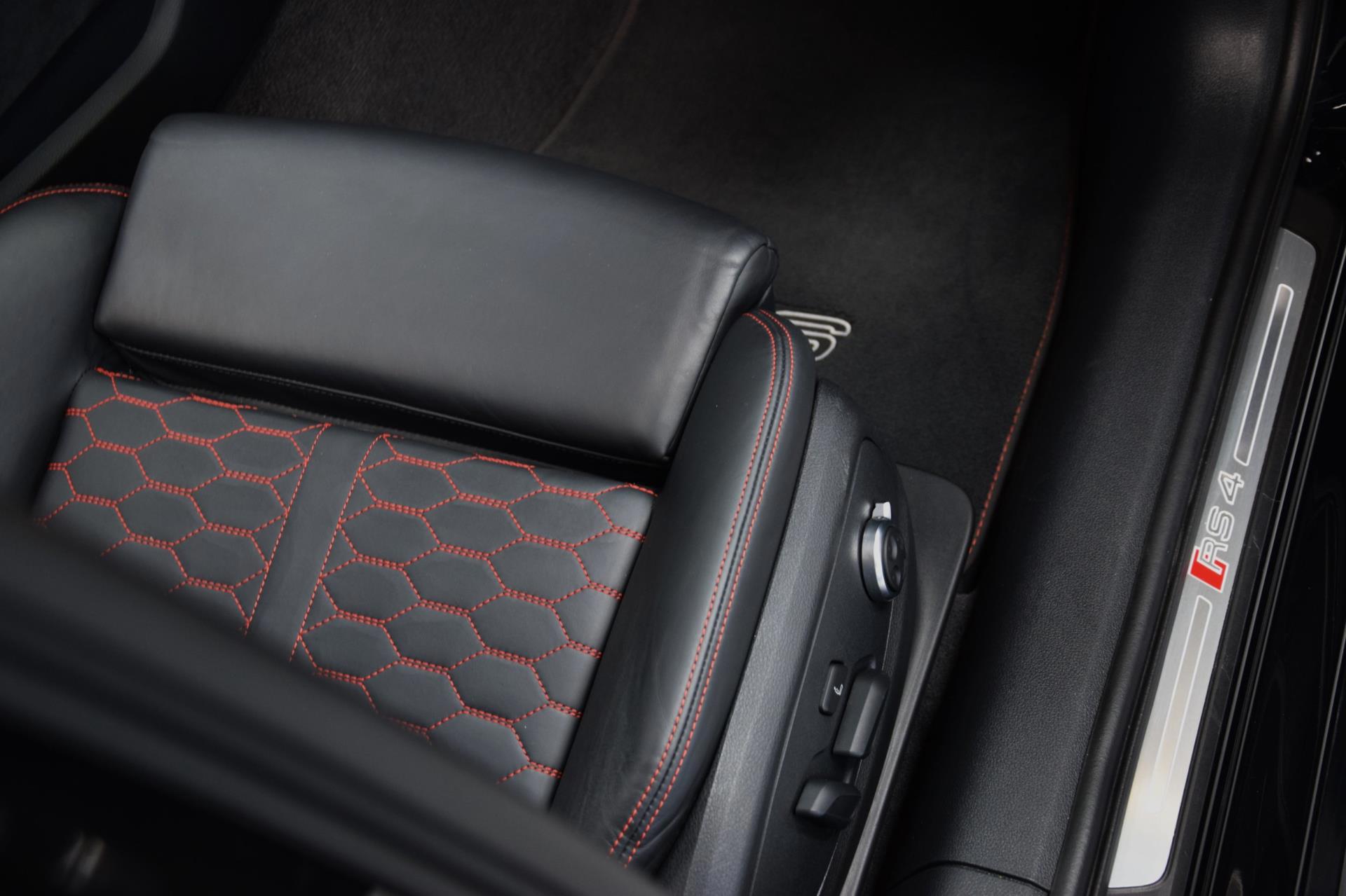 Foto van Audi RS 4 Avant