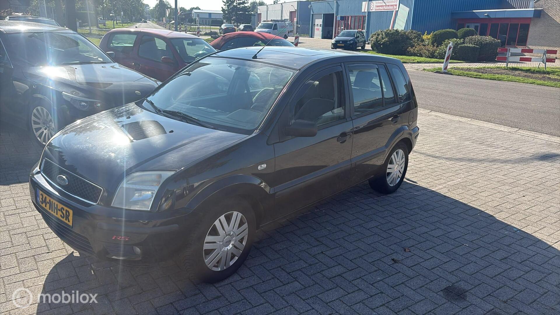 Ford Fusion 1.6-16V Centennial Nieuwe APK Airco Schuifdak 2003 - voorkant