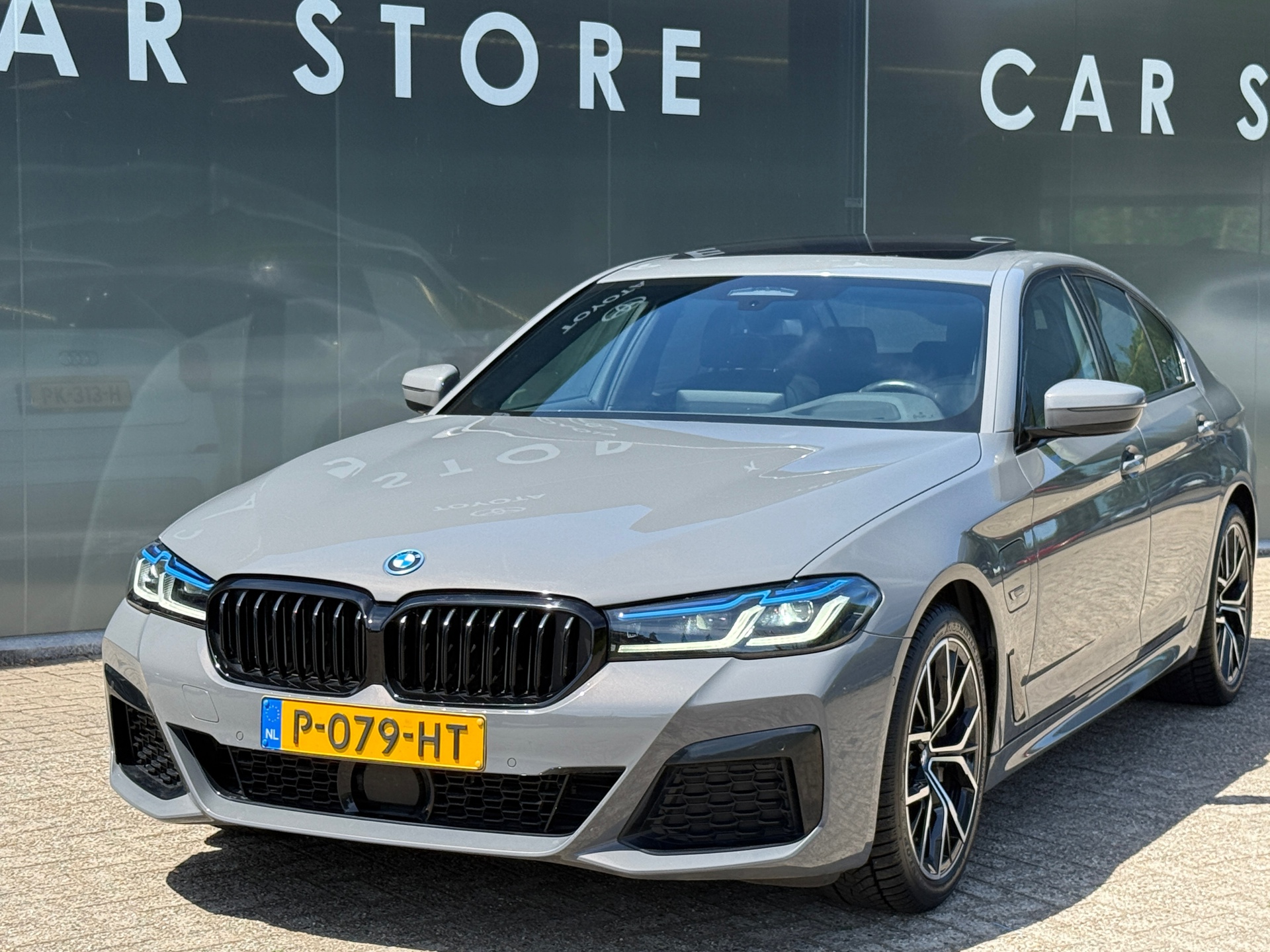 Foto van BMW 530e