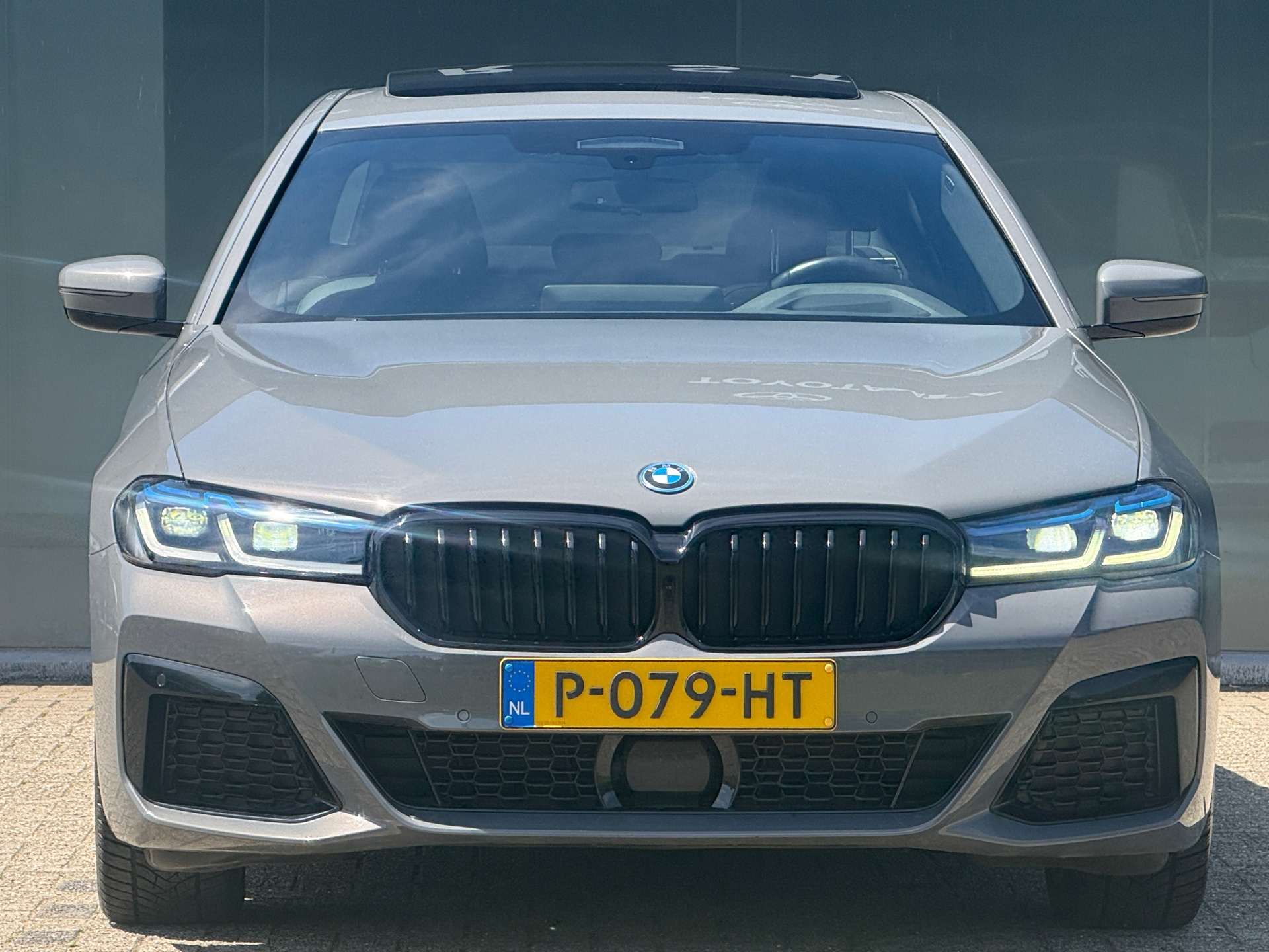 Foto van BMW 530e