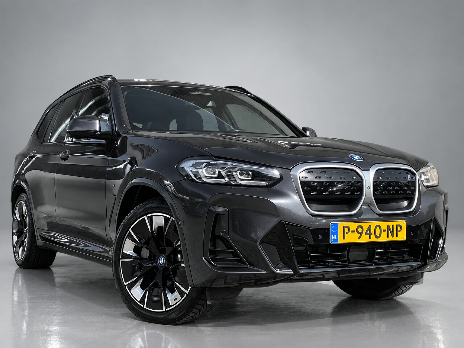 Foto van BMW Ix3
