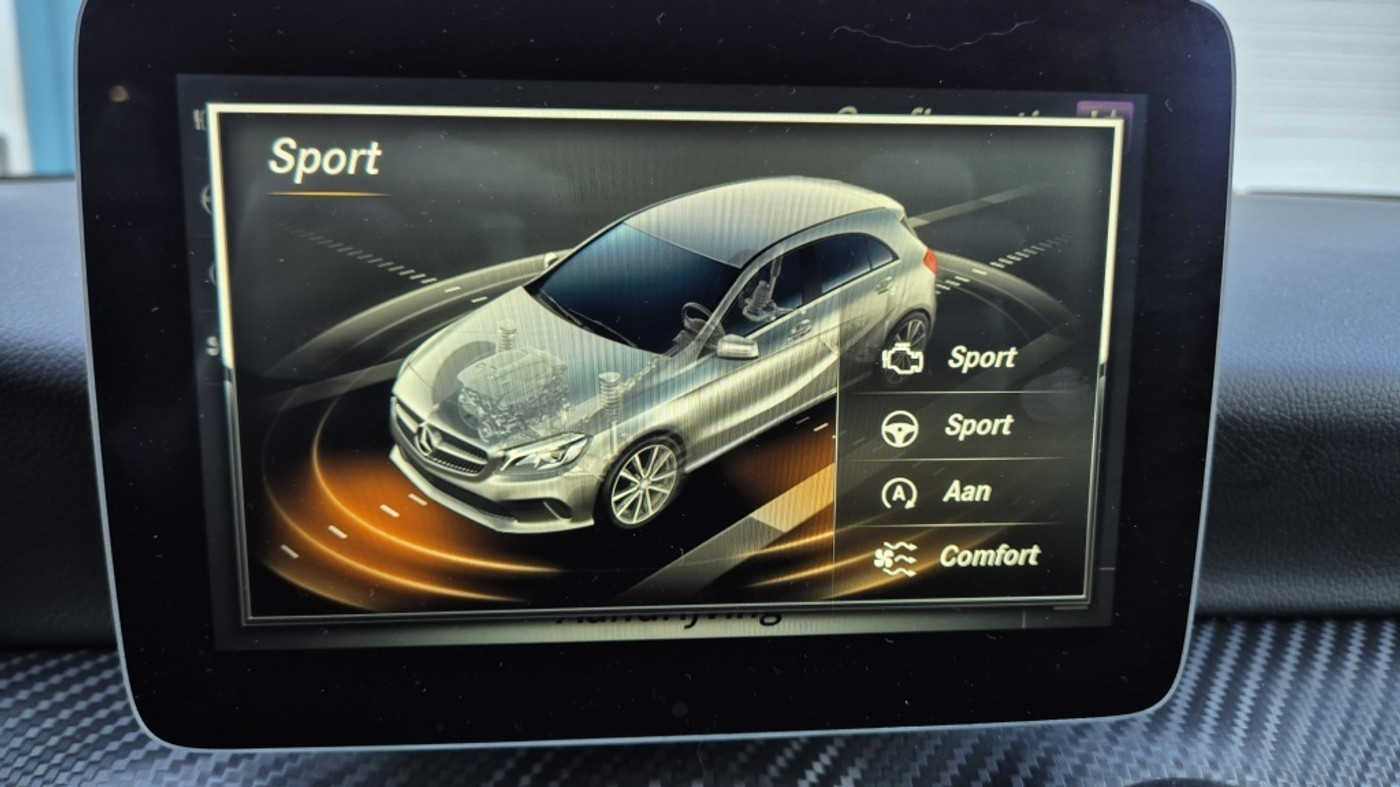 Foto van Mercedes-Benz A 180