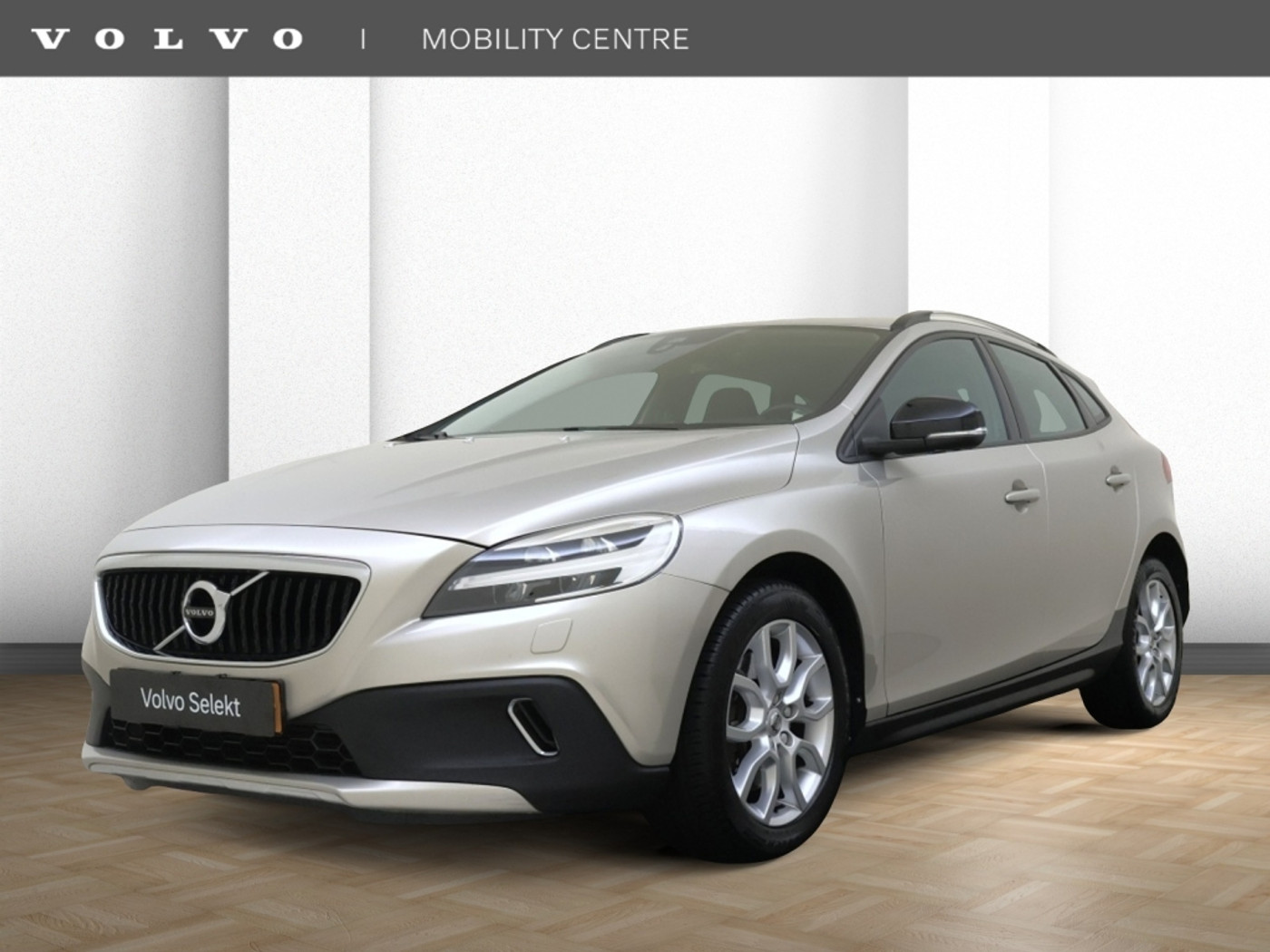 Volvo V40 Cross Country 1.5 T3 Nordic+ 2017 - voorkant