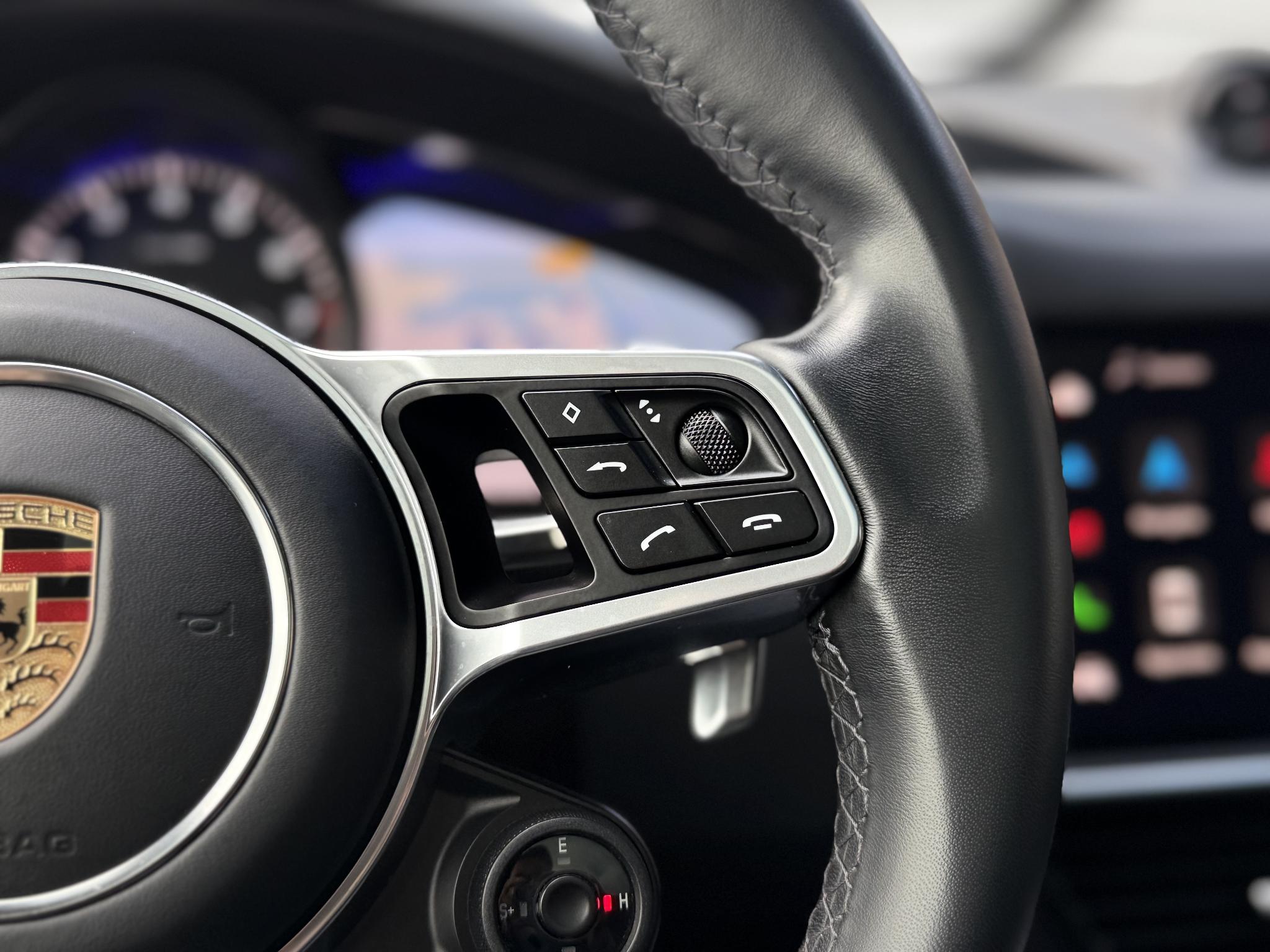 Foto van Porsche Cayenne E-hybrid