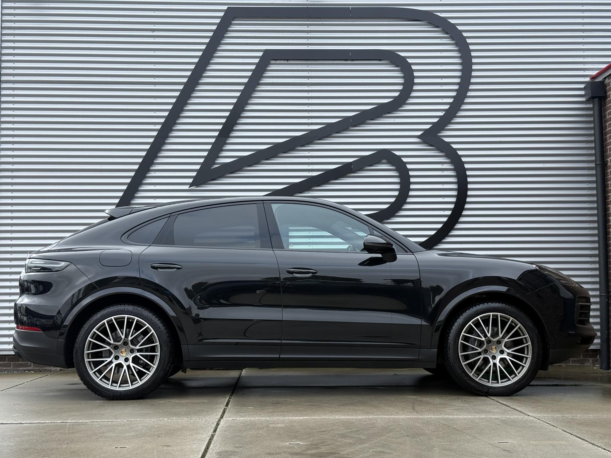 Foto van Porsche Cayenne E-hybrid