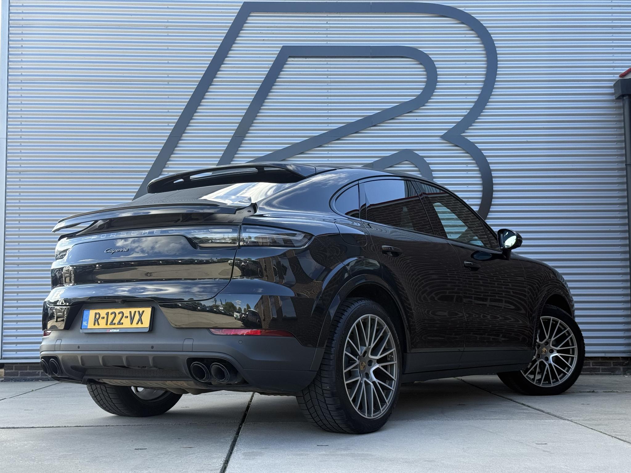 Foto van Porsche Cayenne E-hybrid