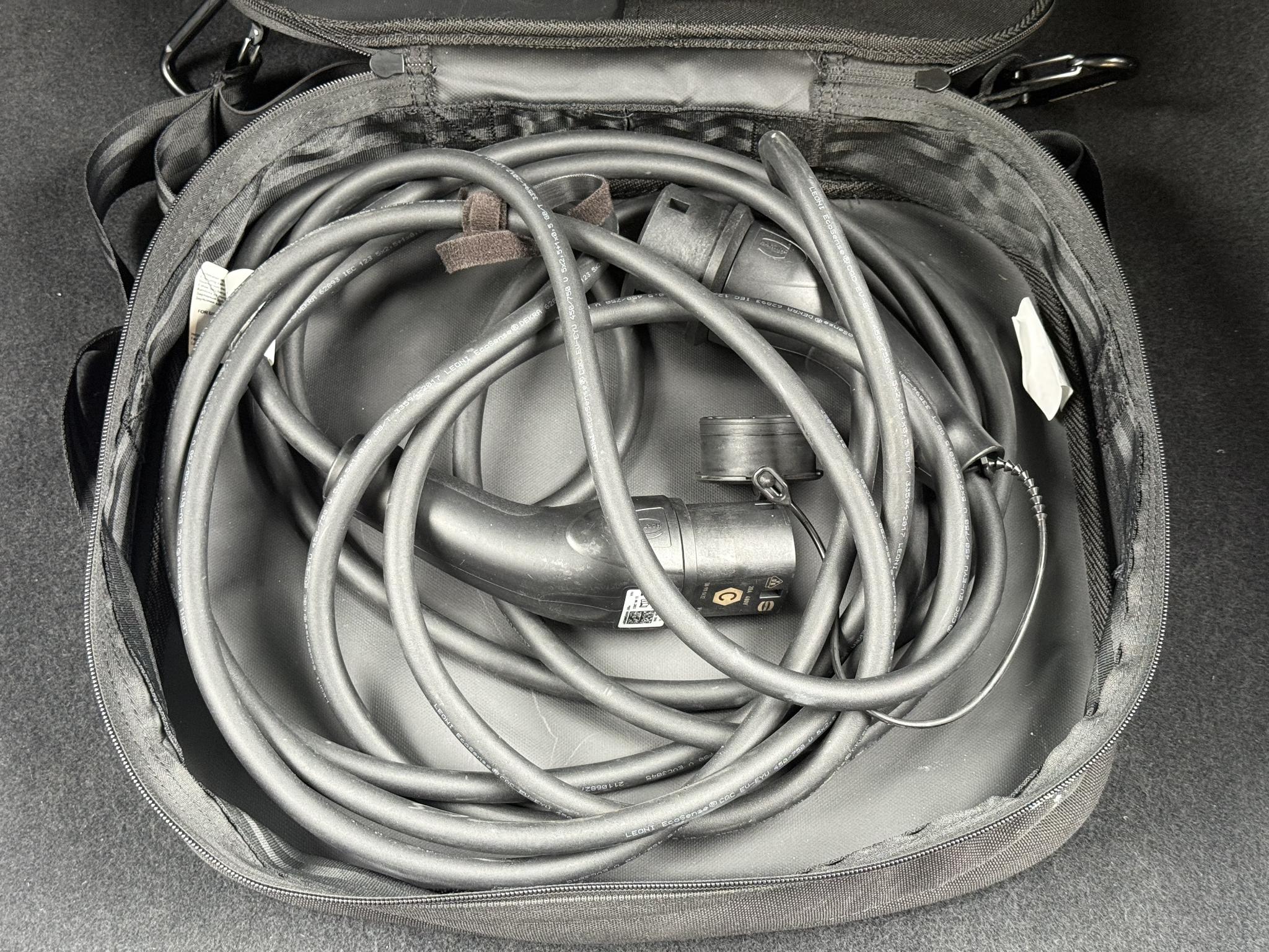 Foto van Porsche Cayenne E-hybrid