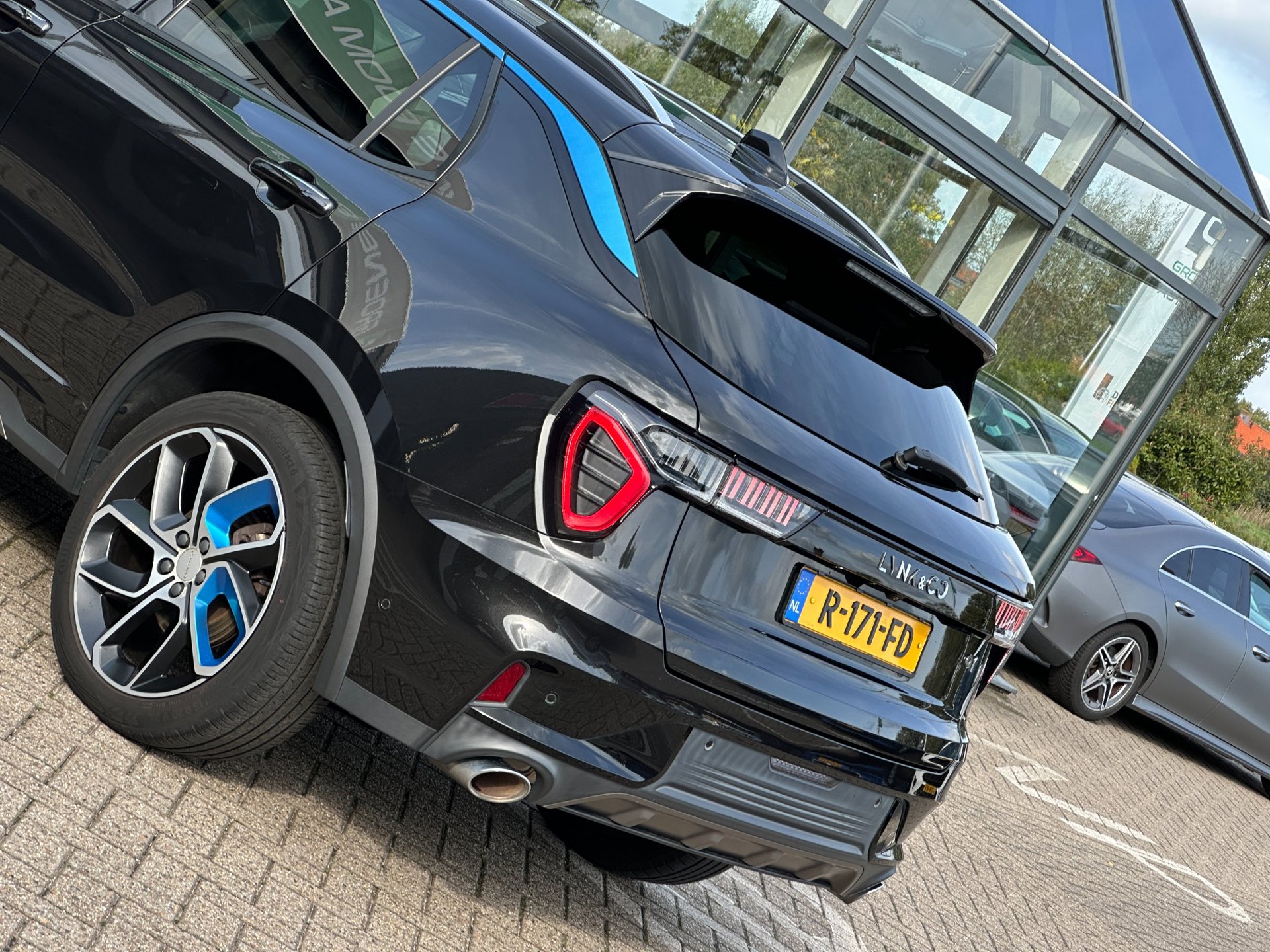 Foto van Lynk&co LYNK & Co 01