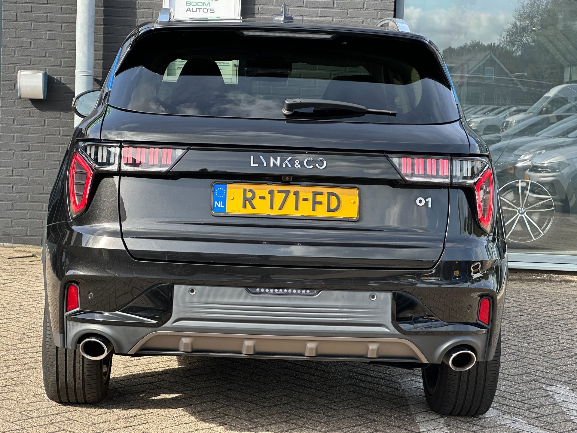 Foto van Lynk&co LYNK & Co 01