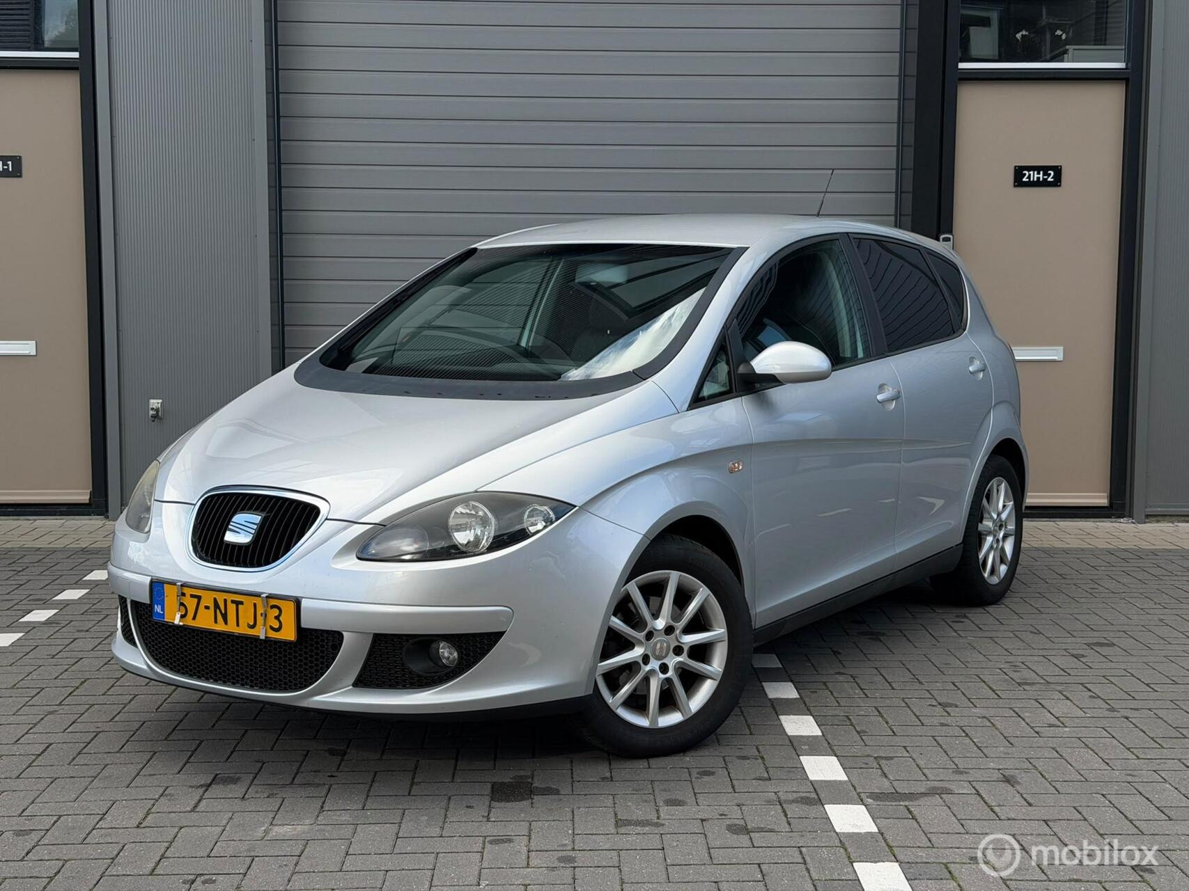 Seat Altea 1.6 Sport | PDC | Trekhaak | Airco | Radio | DB.R 2005 - voorkant