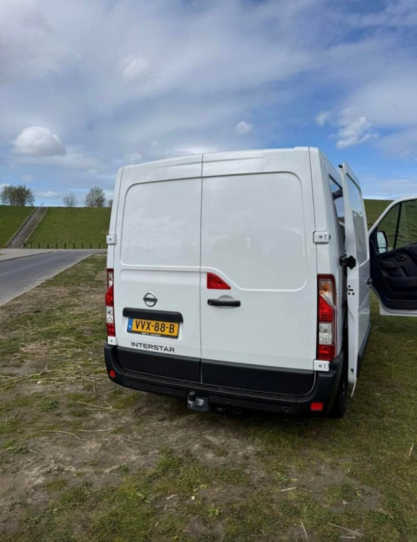Foto van Nissan Interstar