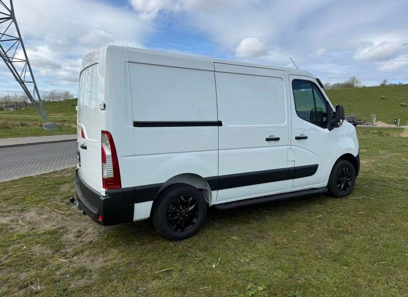 Foto van Nissan Interstar