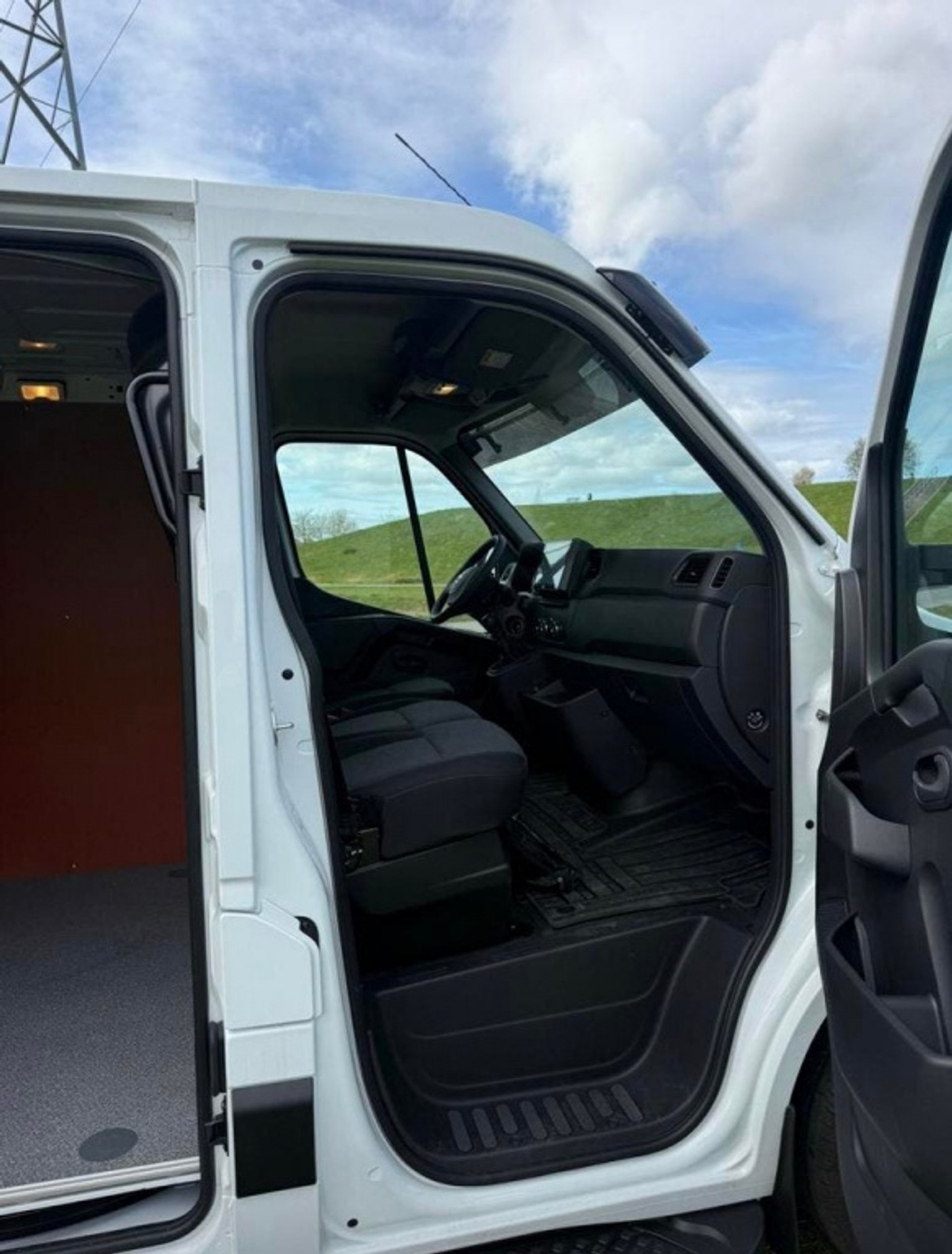 Foto van Nissan Interstar