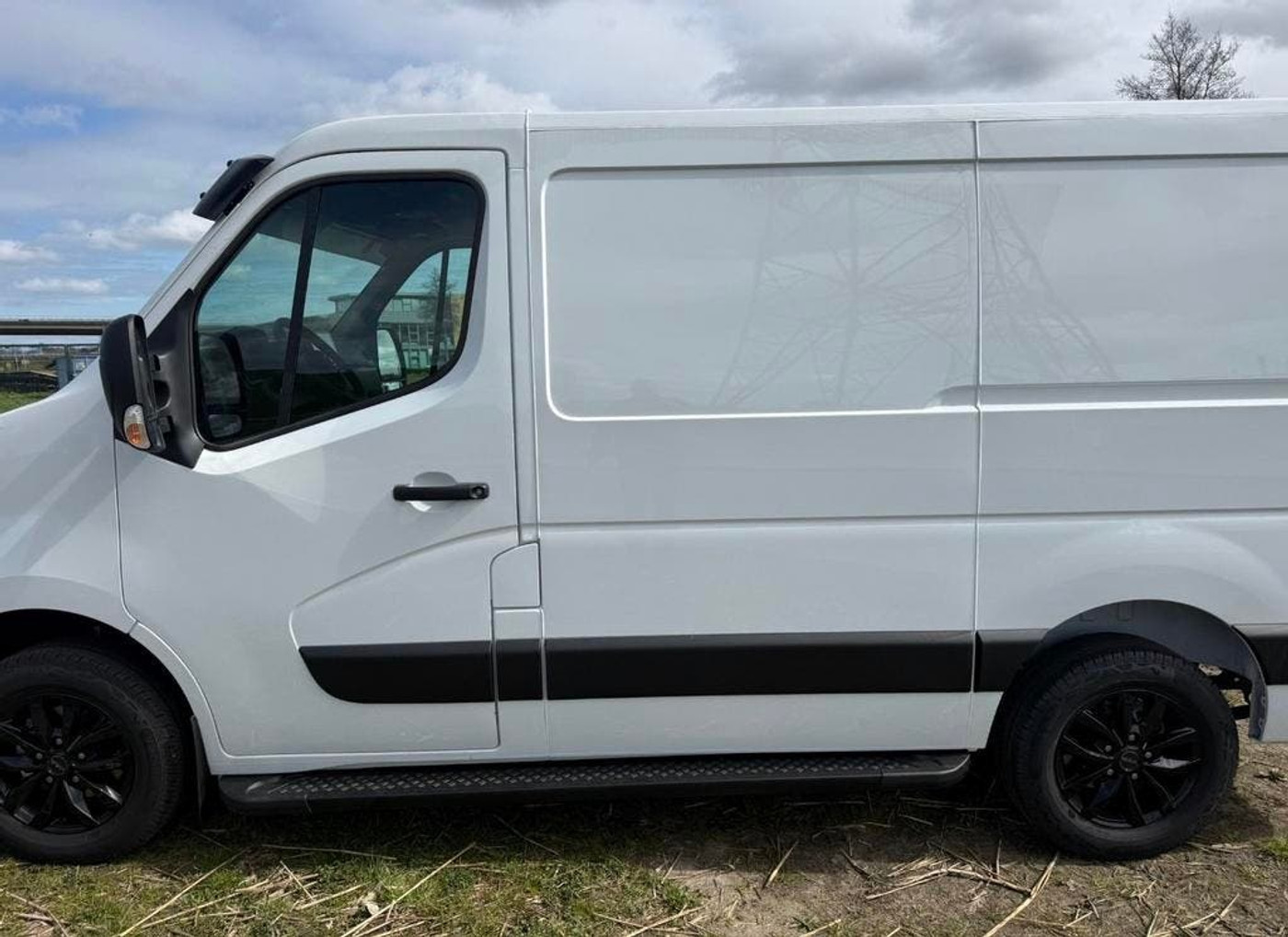 Foto van Nissan Interstar