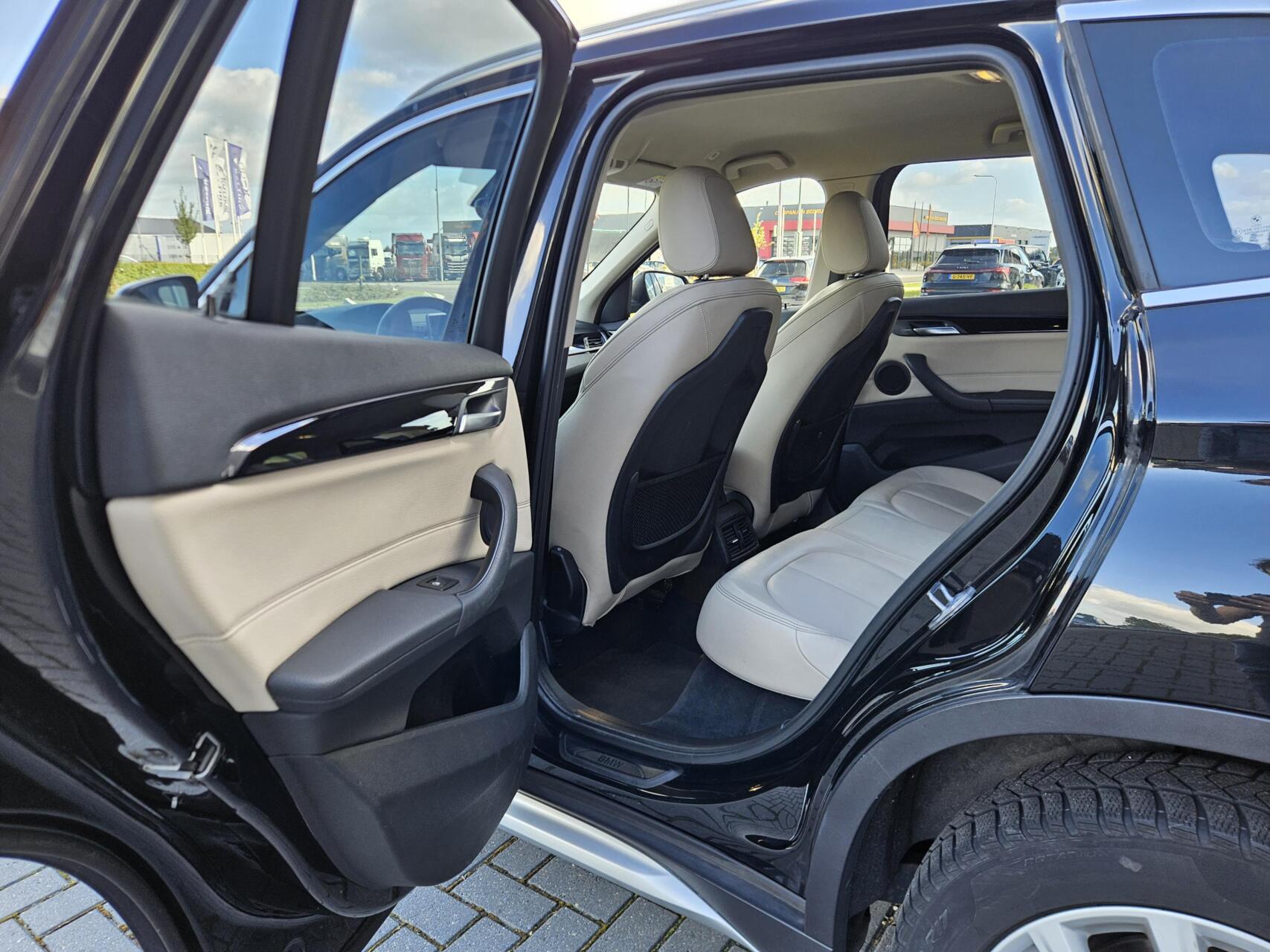 Foto van BMW X1 Sdrive18i