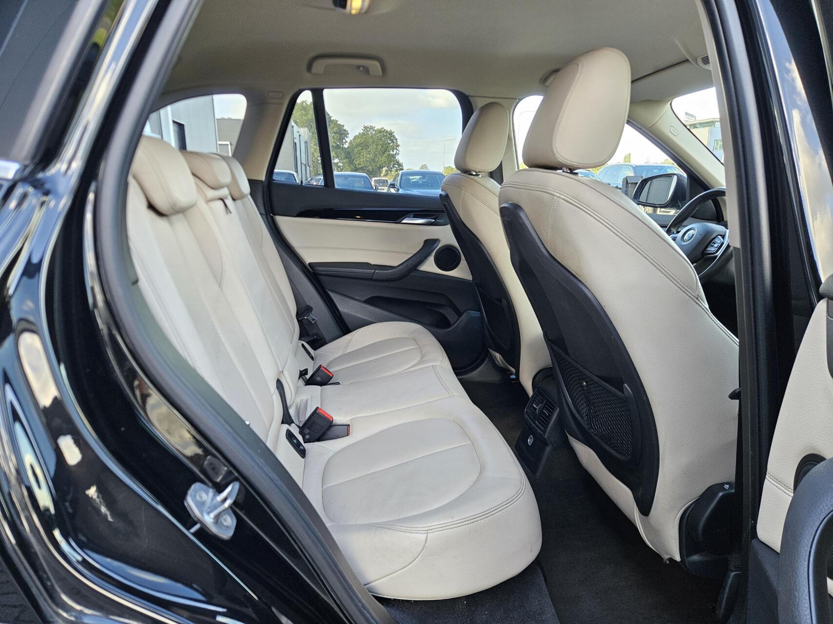 Foto van BMW X1 Sdrive18i