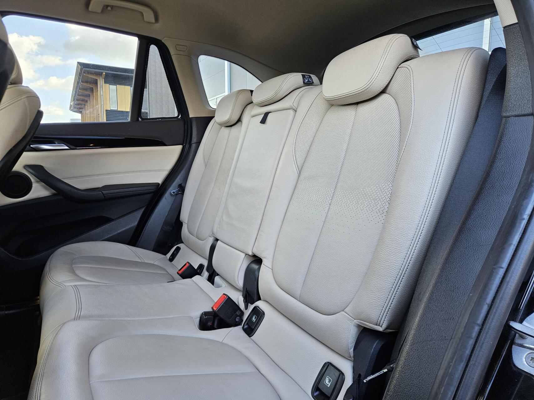 Foto van BMW X1 Sdrive18i