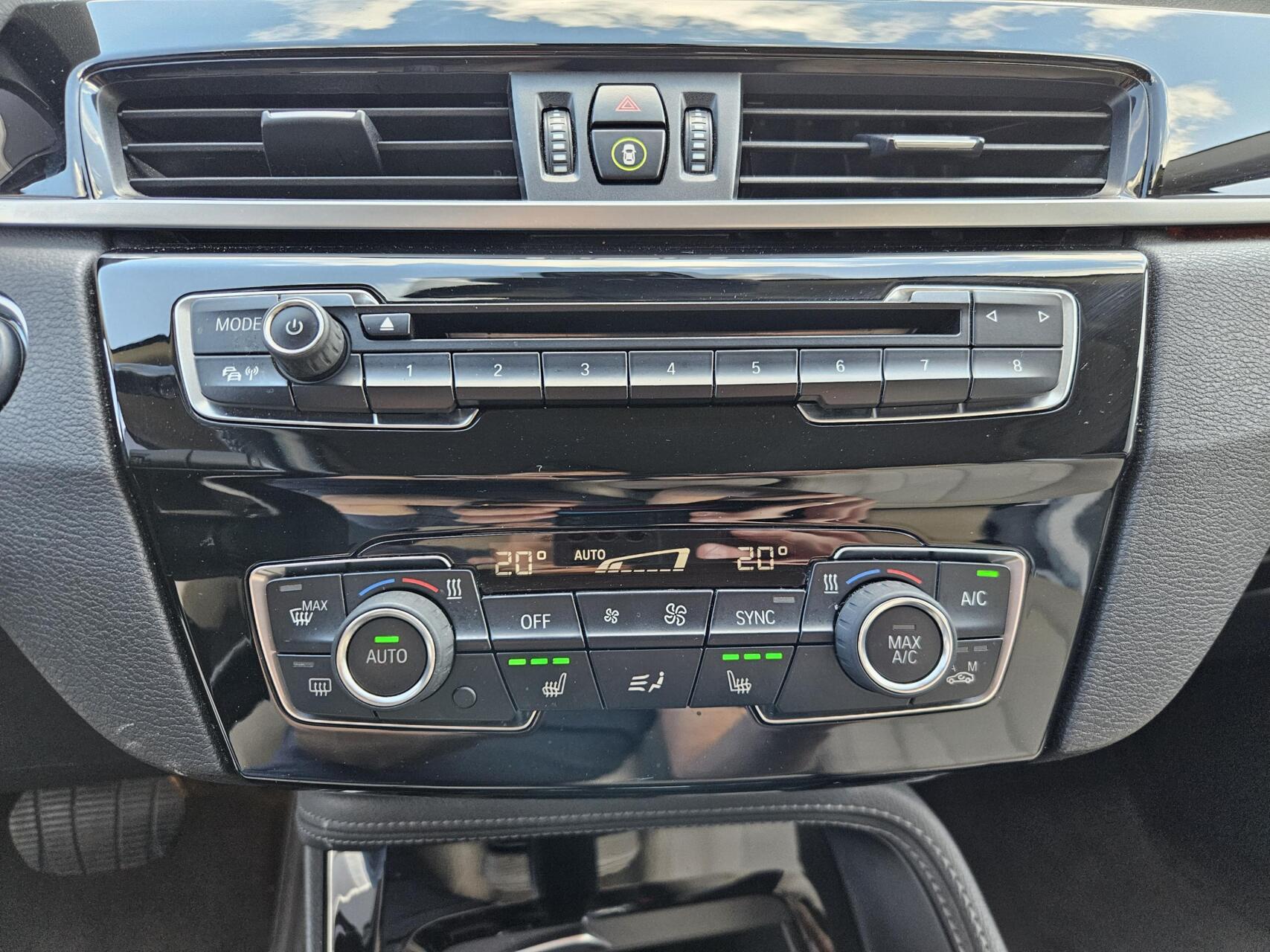 Foto van BMW X1 Sdrive18i