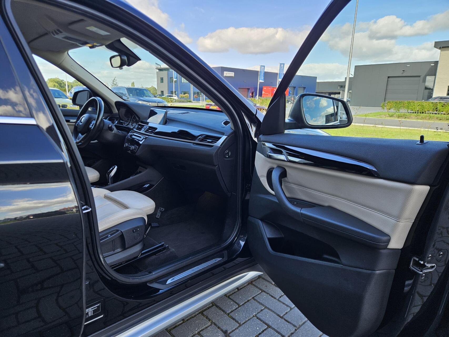 Foto van BMW X1 Sdrive18i