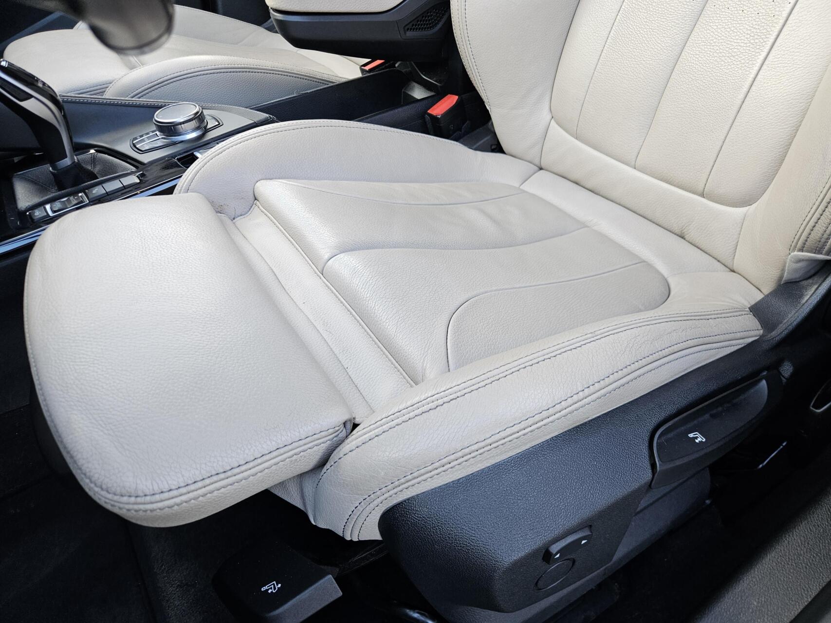 Foto van BMW X1 Sdrive18i