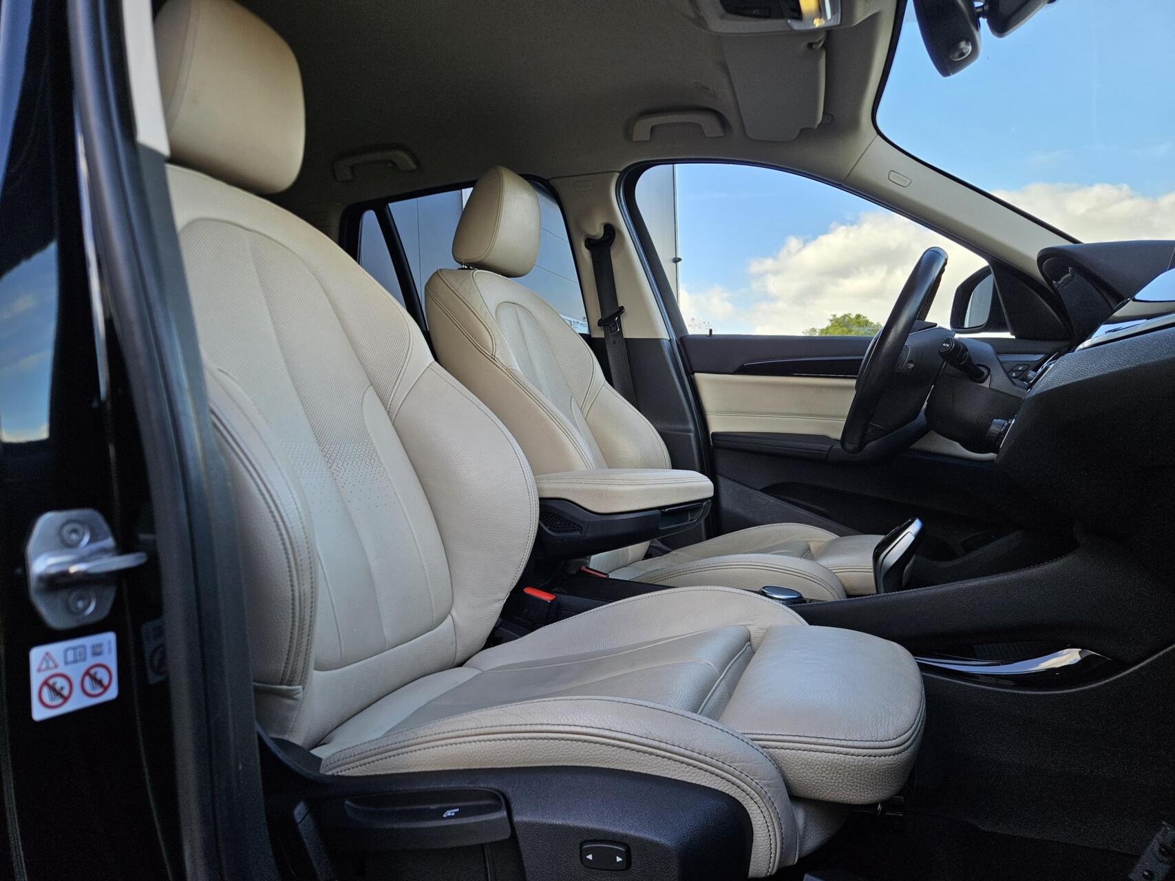 Foto van BMW X1 Sdrive18i