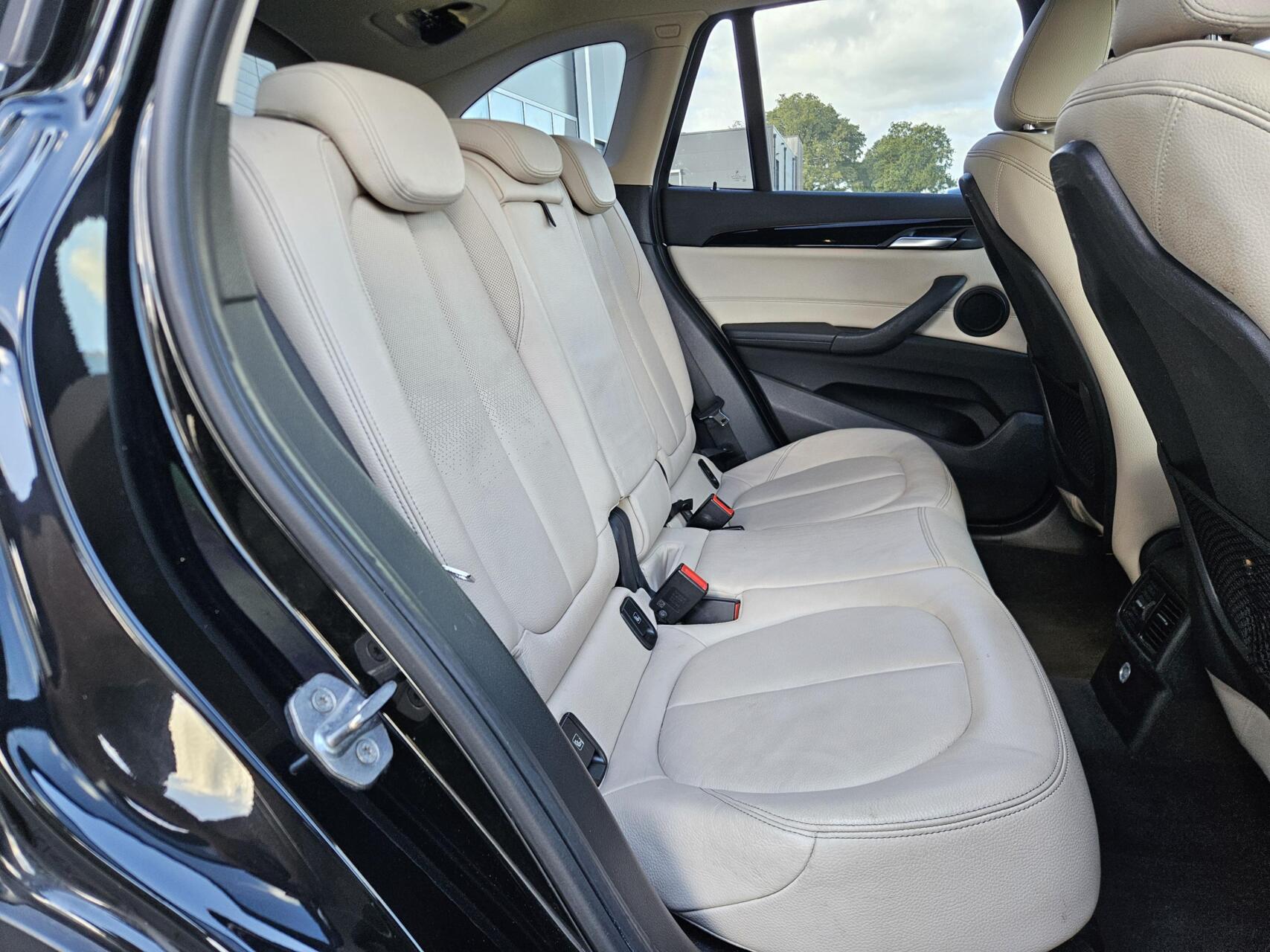 Foto van BMW X1 Sdrive18i