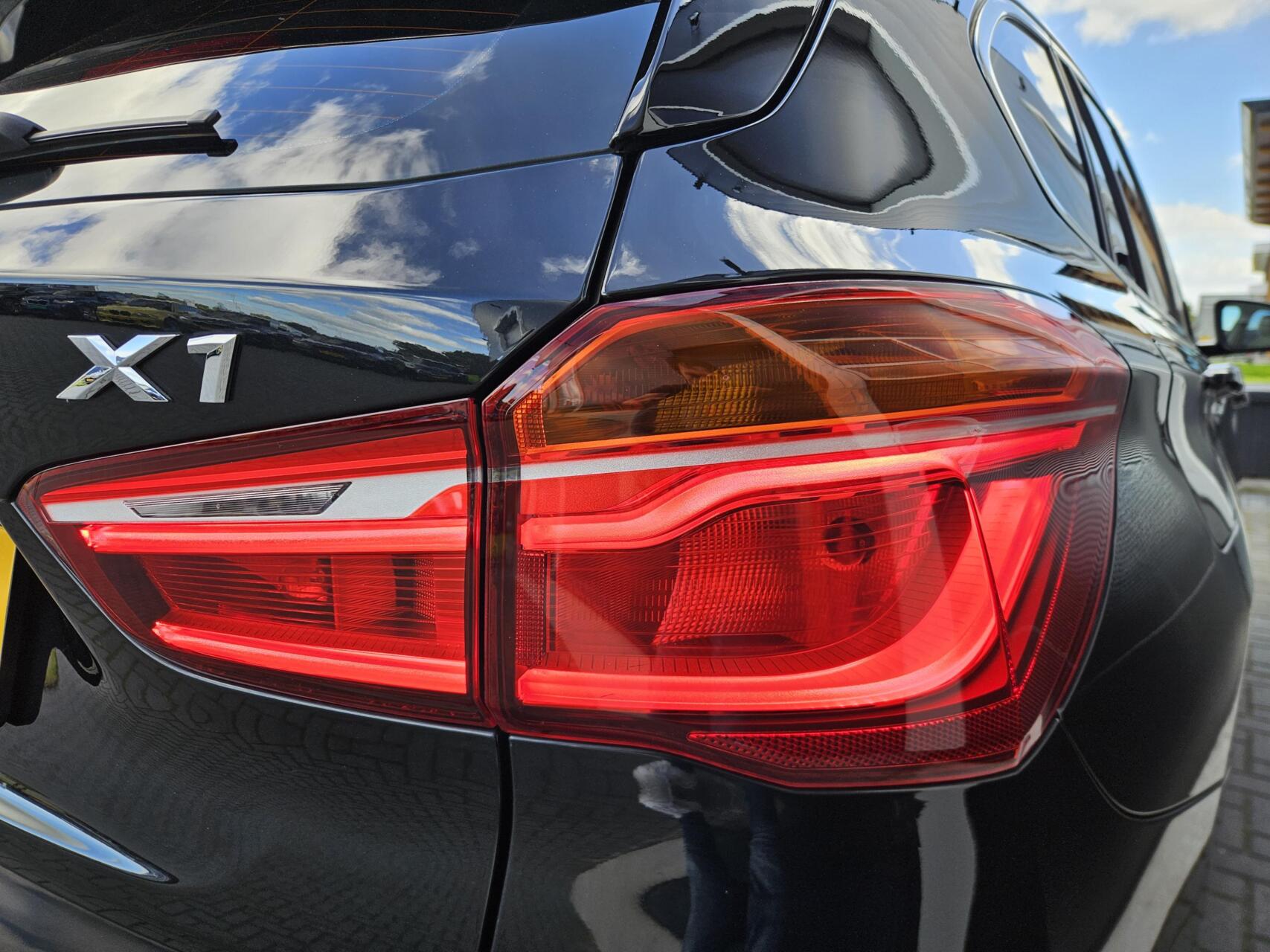 Foto van BMW X1 Sdrive18i