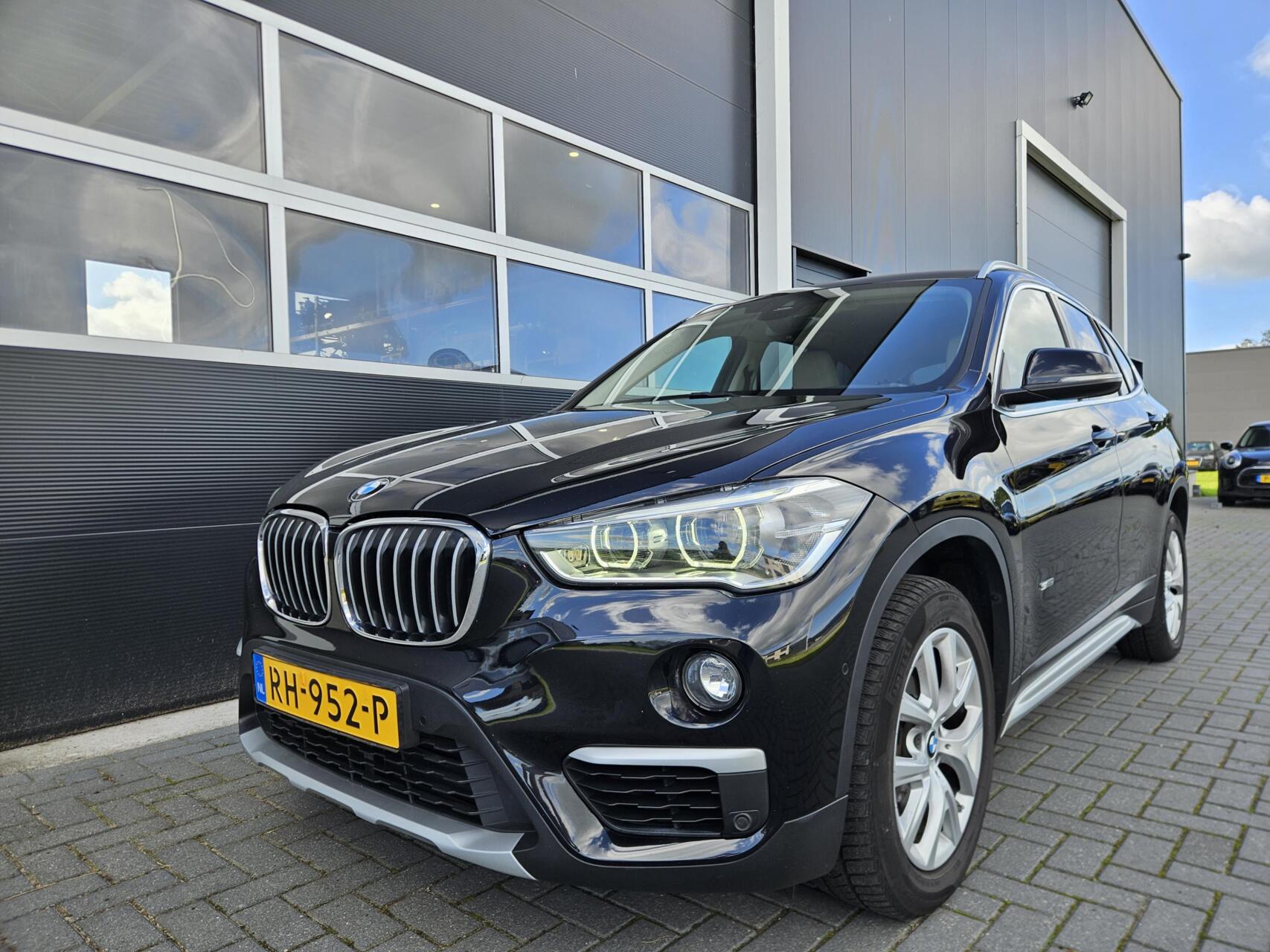 Foto van BMW X1 Sdrive18i