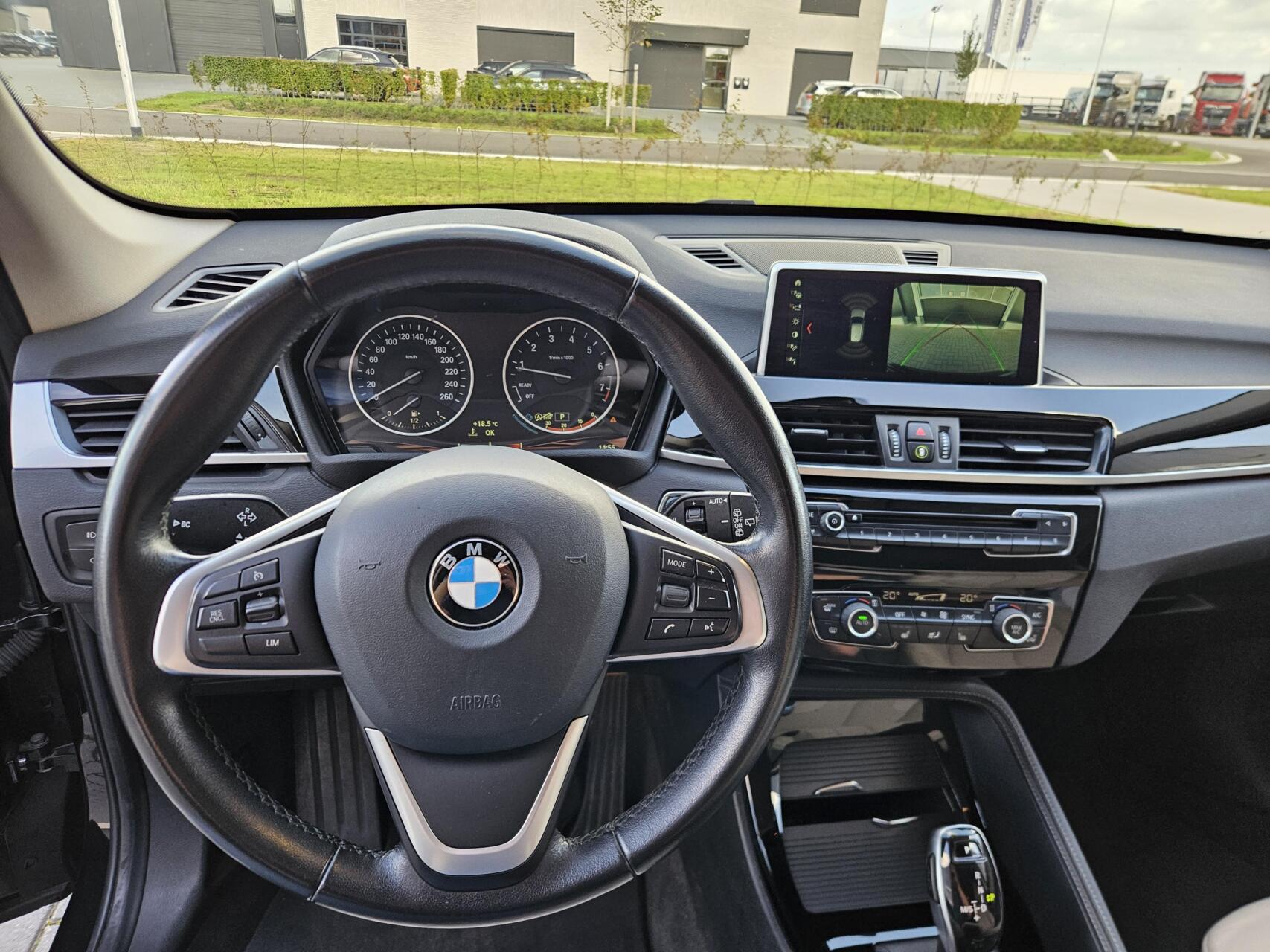 Foto van BMW X1 Sdrive18i