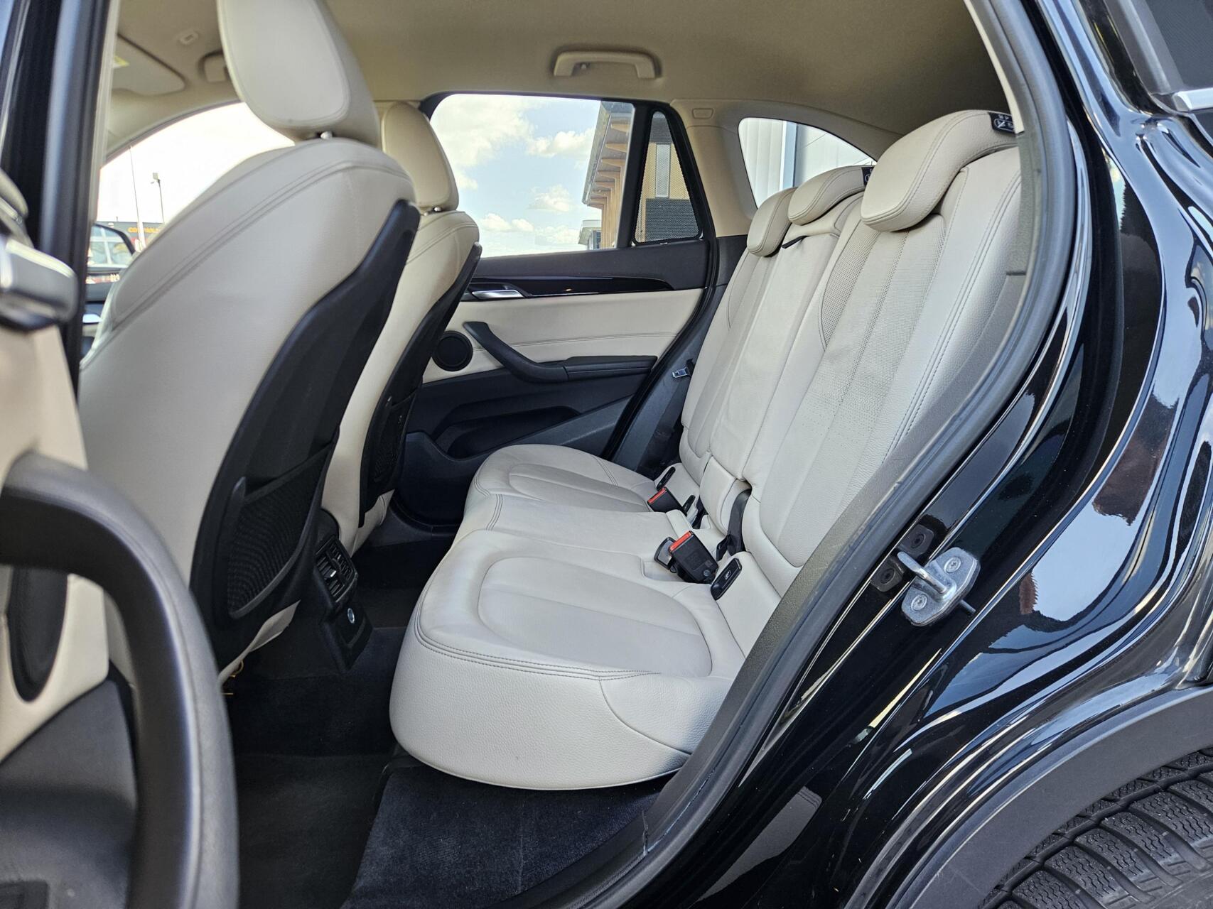 Foto van BMW X1 Sdrive18i
