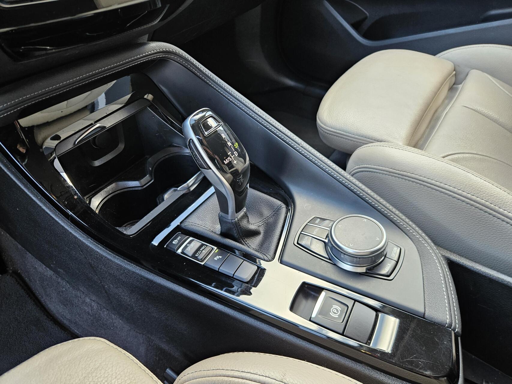 Foto van BMW X1 Sdrive18i