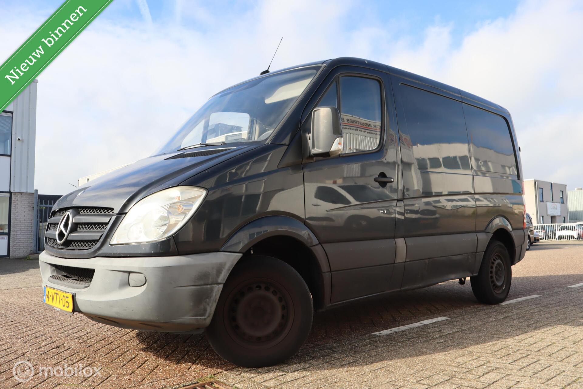 Mercedes-Benz Sprinter 210 2.2 CDI 325 | Elektr. ramen | 2012 - voorkant