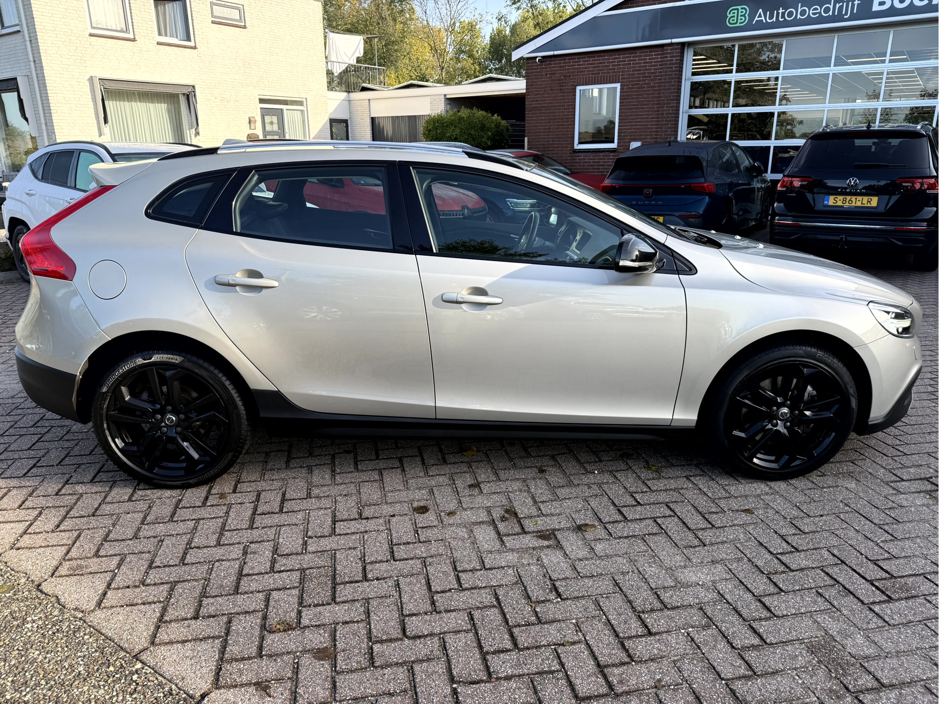 Foto van Volvo V40 Cross Country