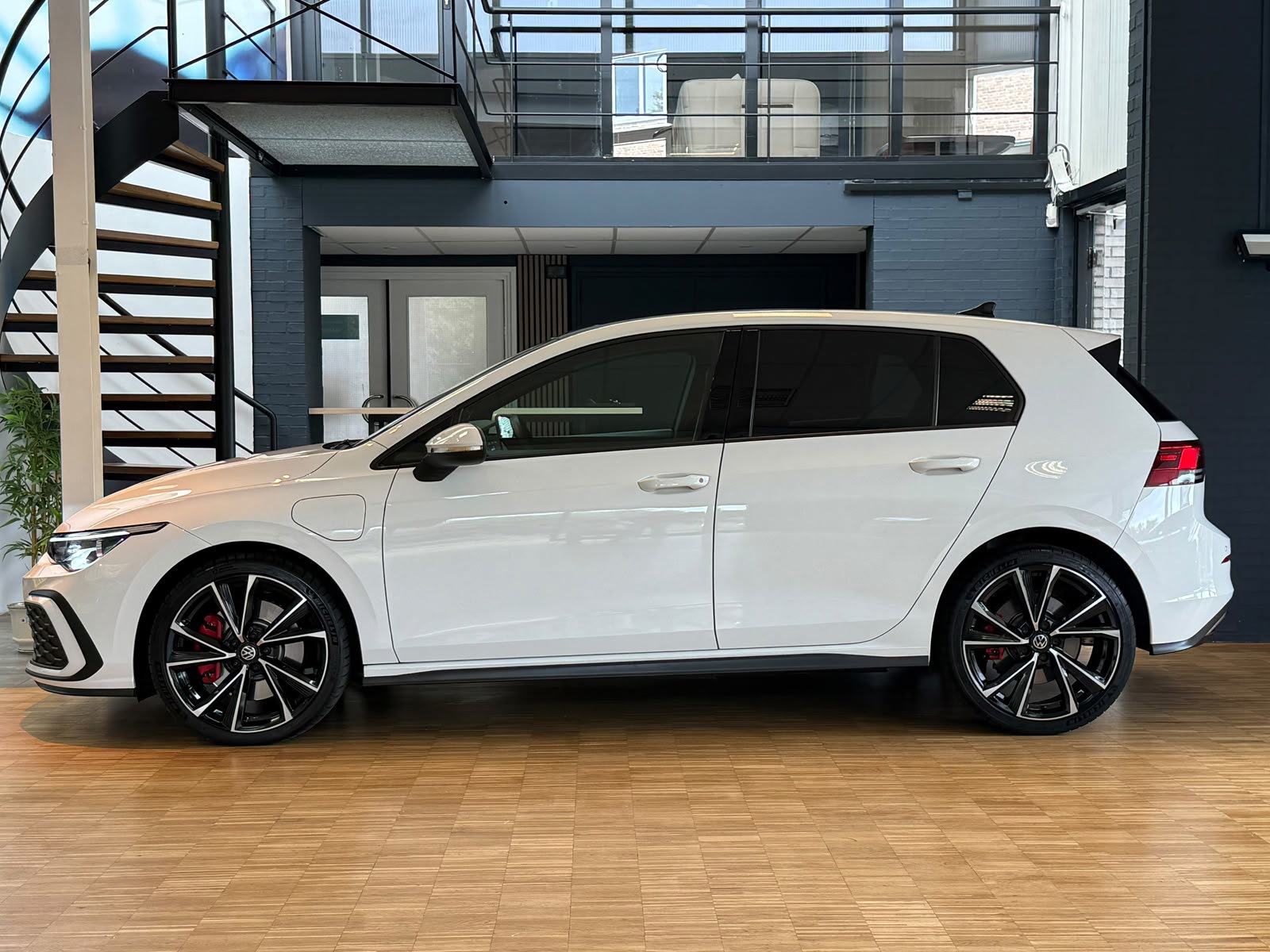 Foto van Volkswagen Golf GTE