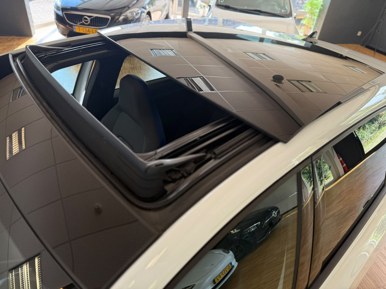 Foto van Volkswagen Golf GTE