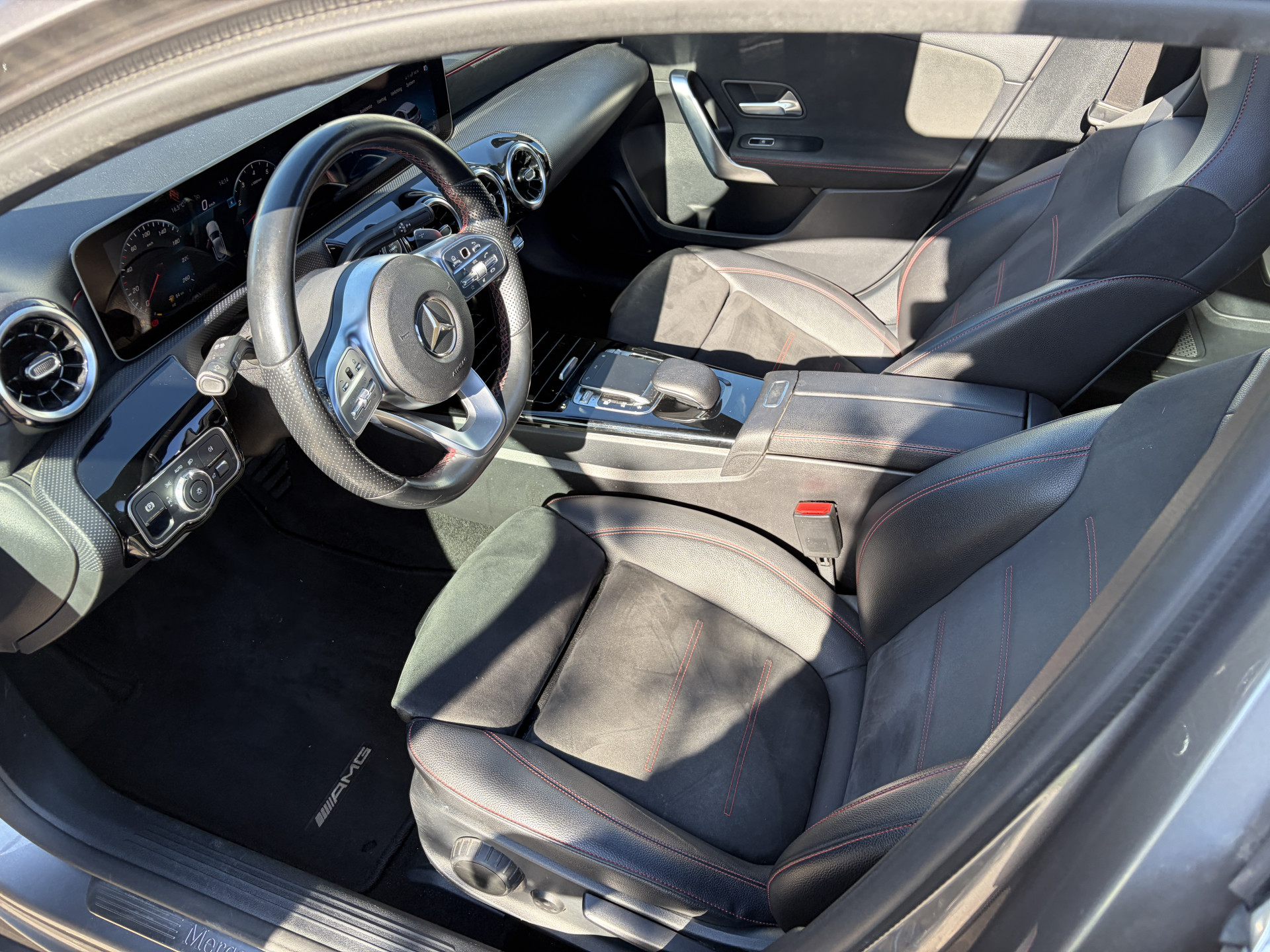 Foto van Mercedes-Benz A 200