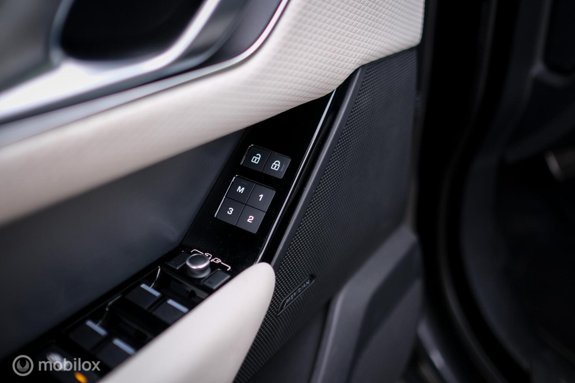 Foto van Land Rover Range Rover Velar