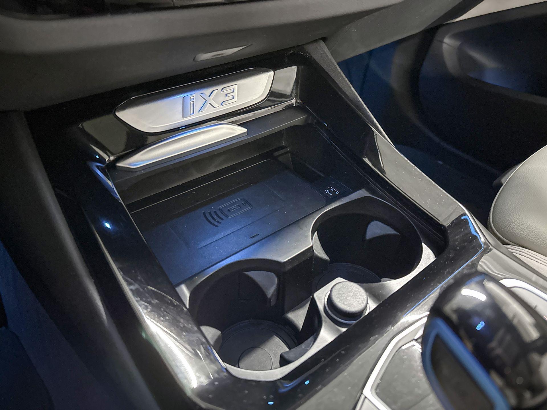 Foto van BMW Ix3