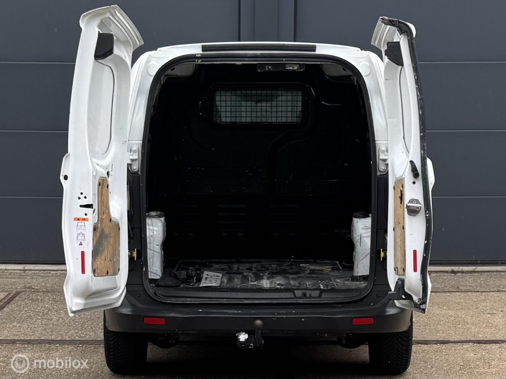 Foto van Ford Transit Courier